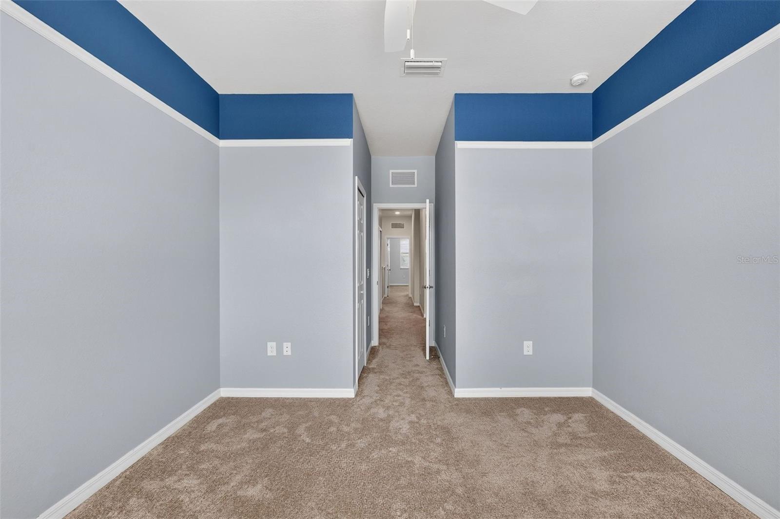 20169 LAGENTE CIR — photo 28
