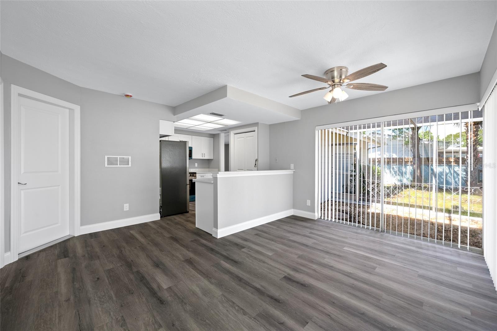 1367 INDIAN ROCKS RD S — photo 45