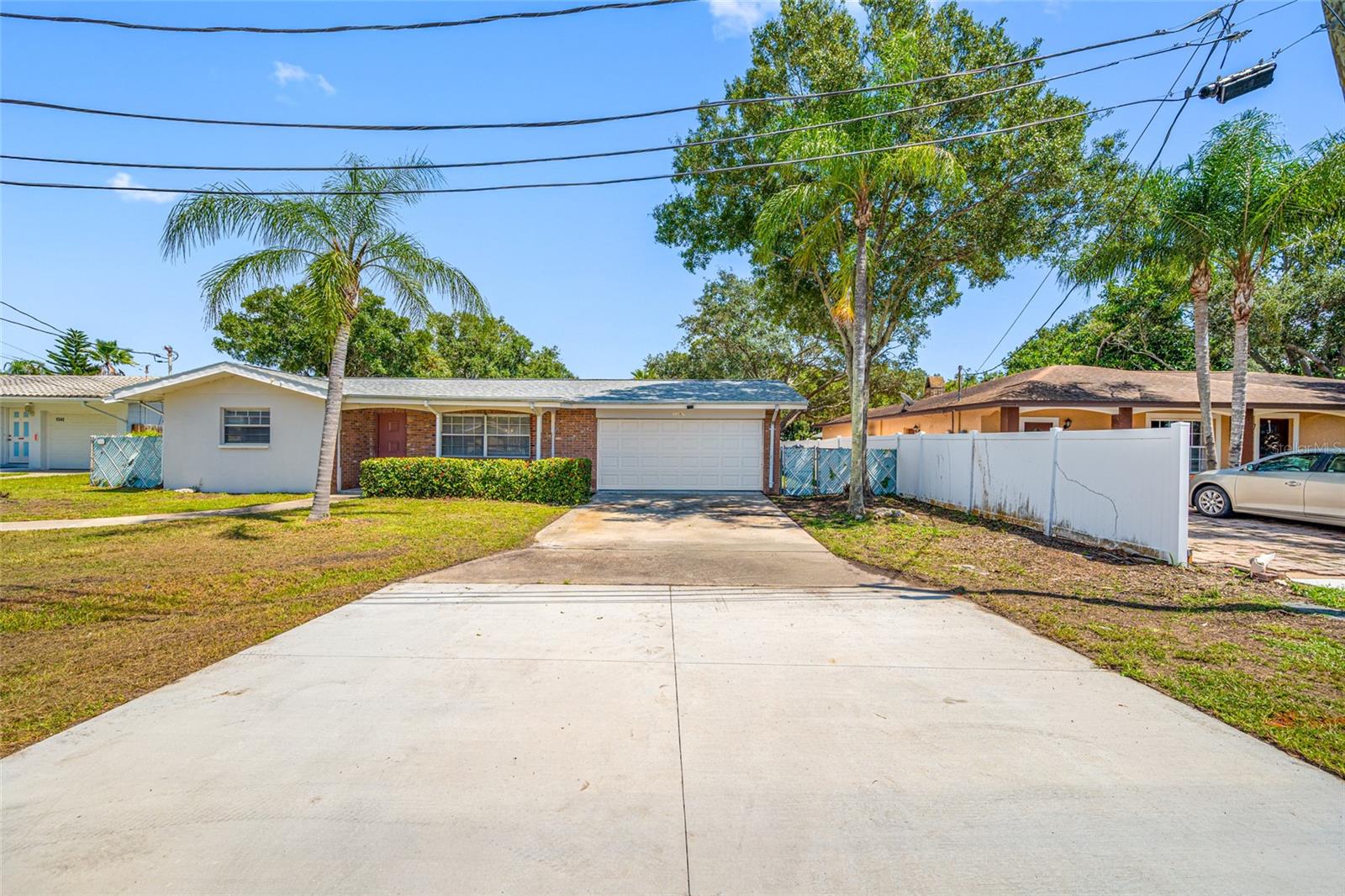 1367 INDIAN ROCKS RD S — photo 18