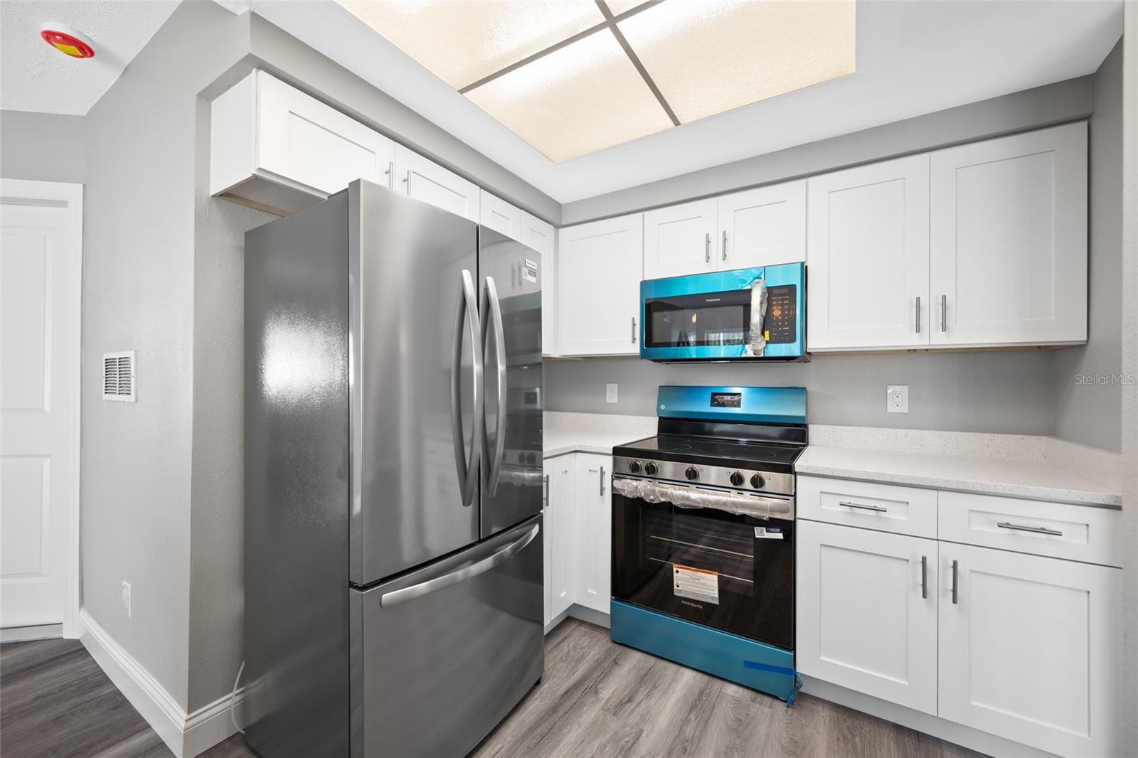 1367 INDIAN ROCKS RD S — photo 44