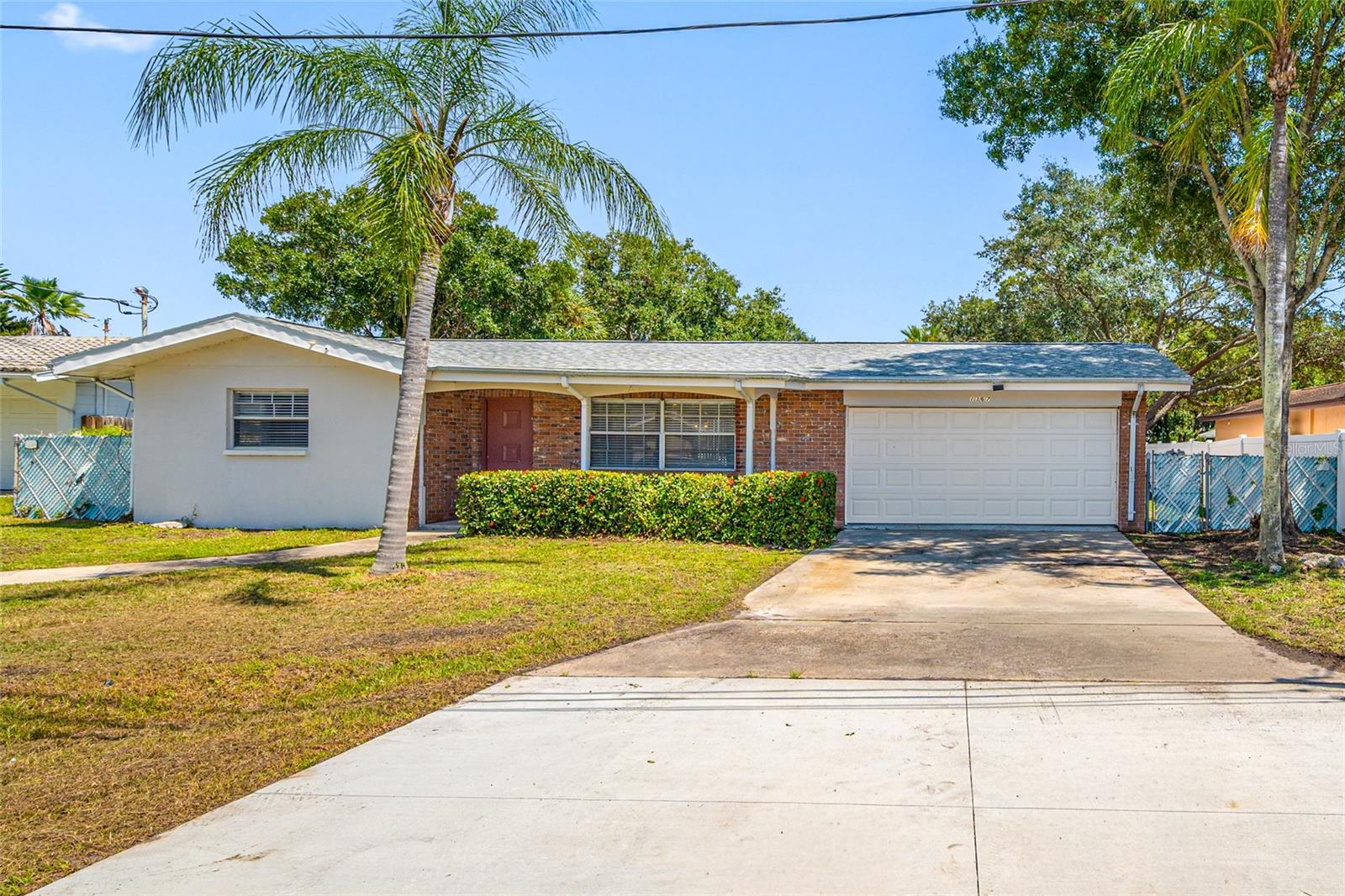 1367 INDIAN ROCKS RD S — photo 19