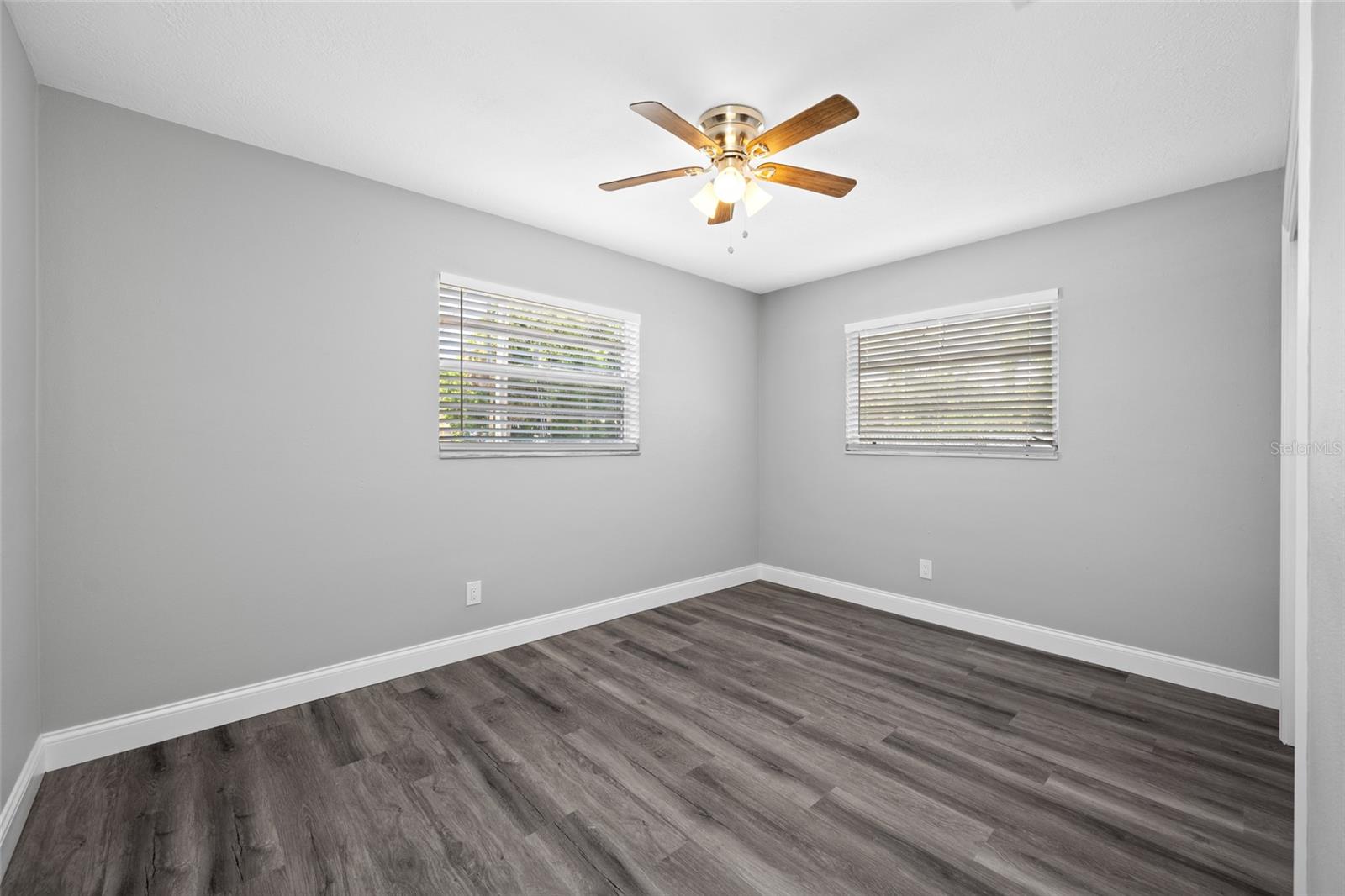 1367 INDIAN ROCKS RD S — photo 55