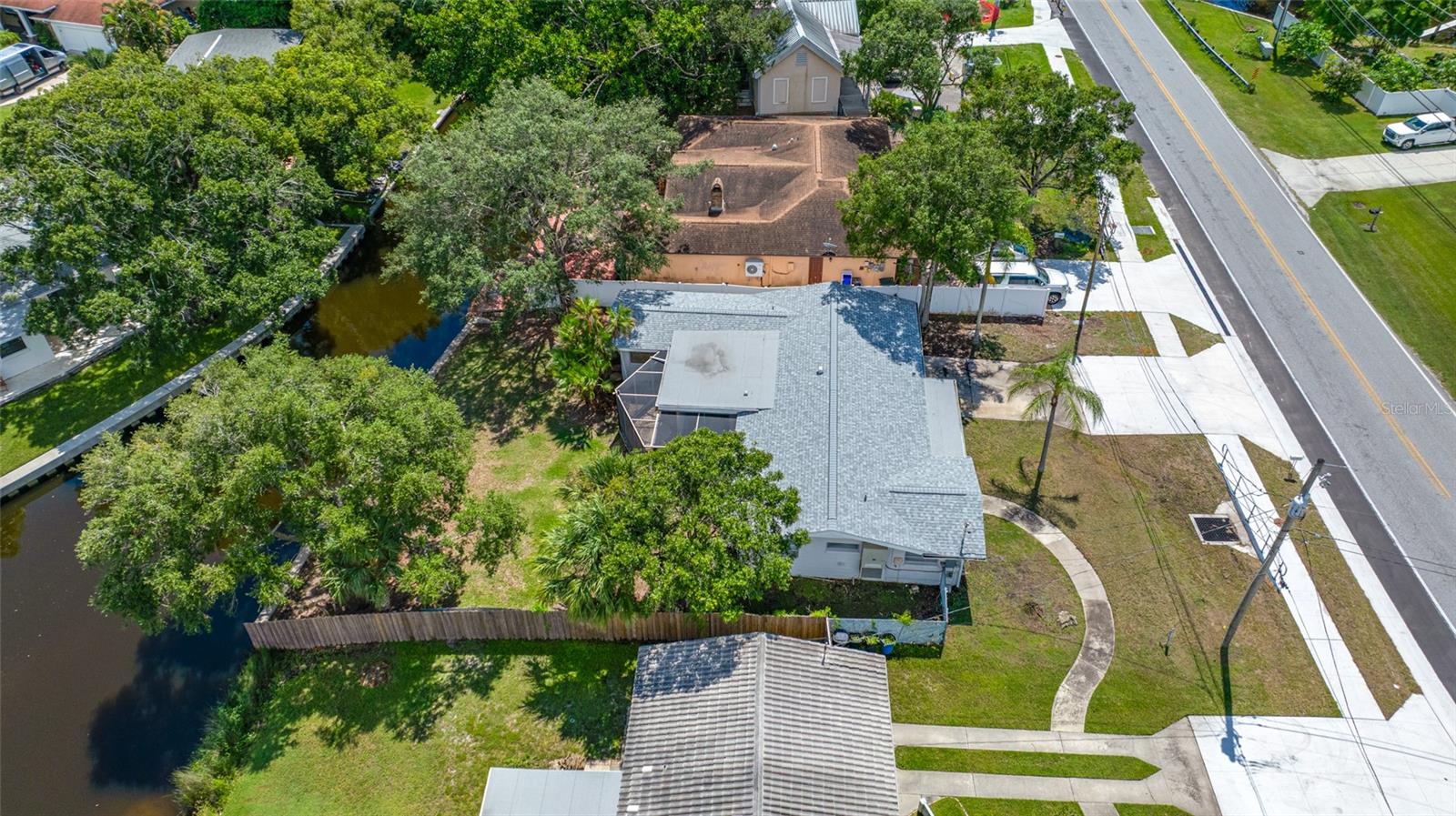 1367 INDIAN ROCKS RD S — photo 12