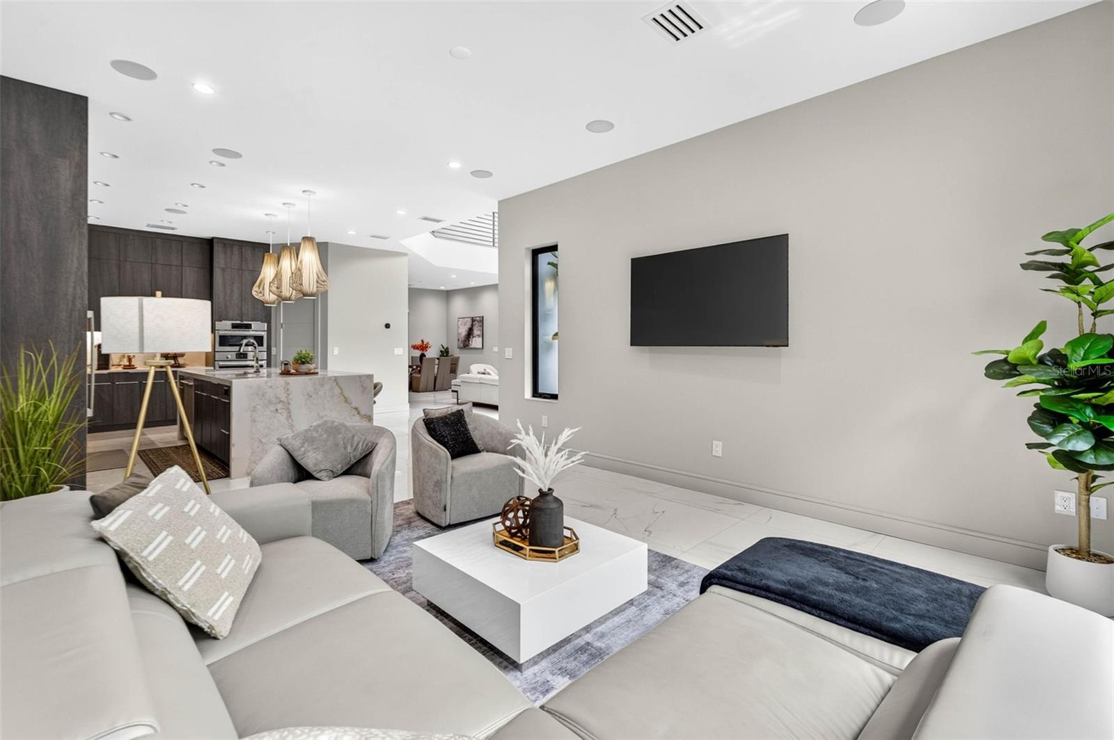 3600 W KENSINGTON AVE — photo 31