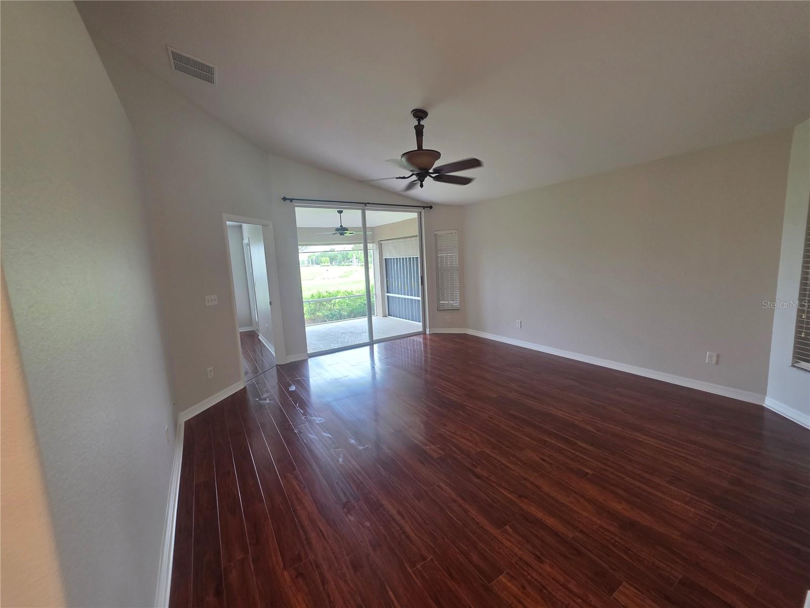 5449 APPOMATTOX DR — photo 13