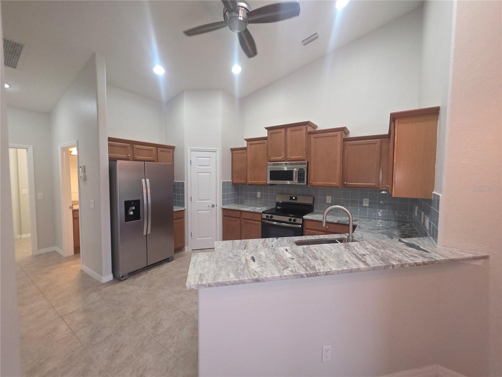 5449 APPOMATTOX DR — photo 6