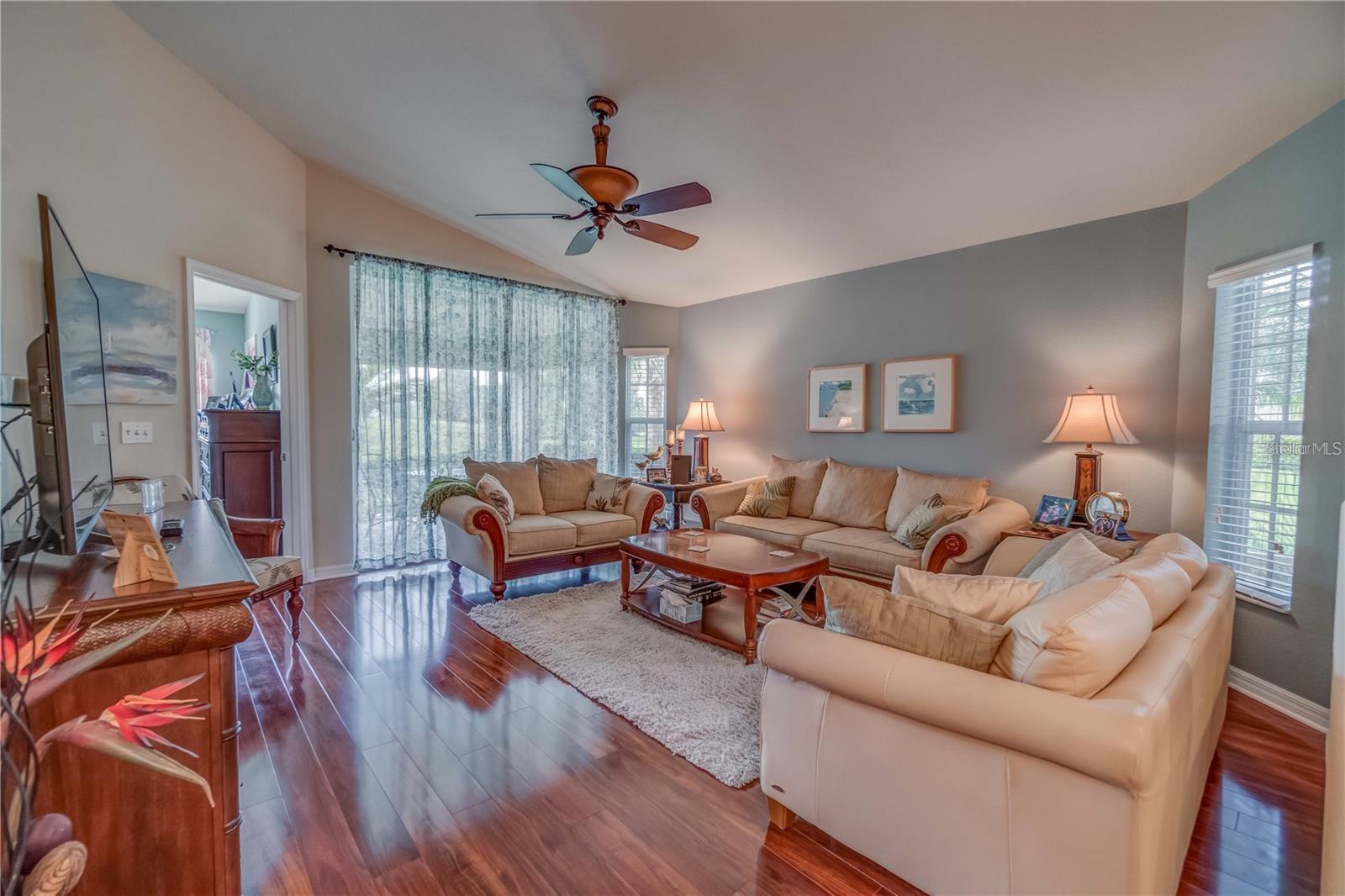 5449 APPOMATTOX DR — photo 15