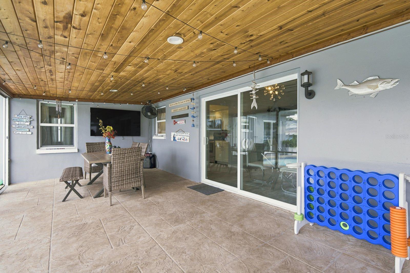 1324 CHANCELLOR DR — photo 30