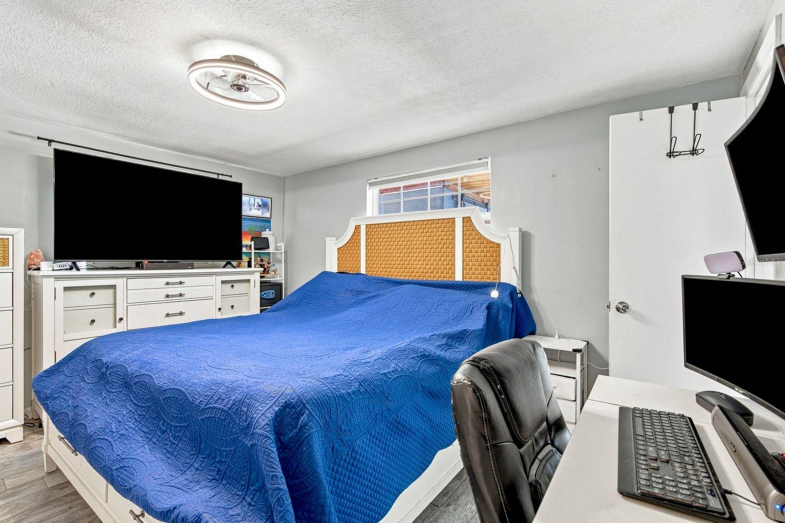 1324 CHANCELLOR DR — photo 18