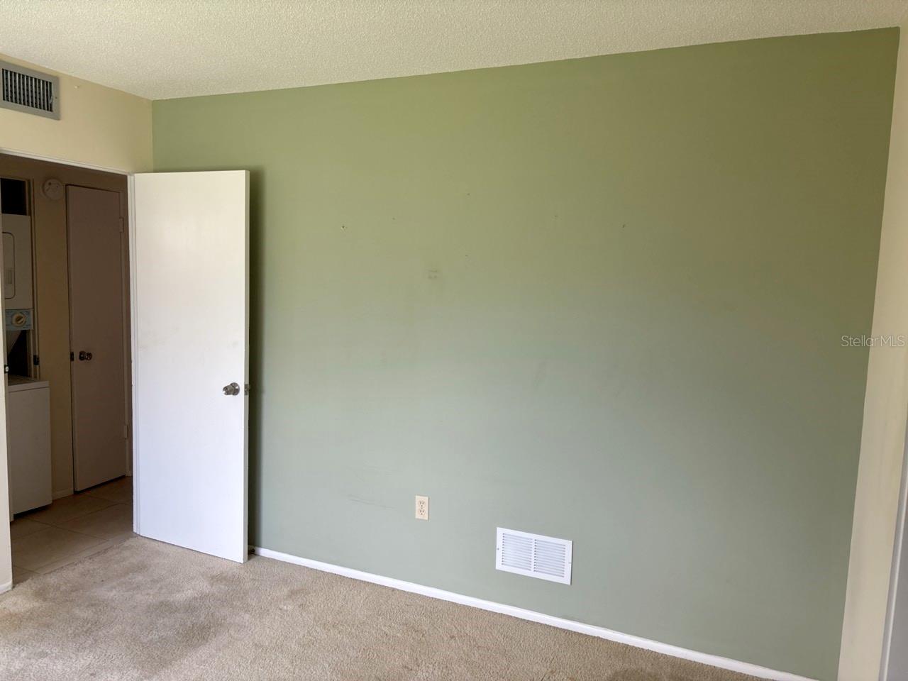 39 STRATHMORE BLVD — photo 4