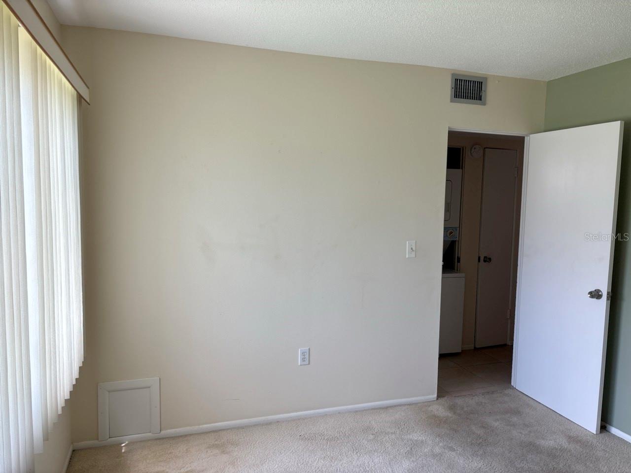 39 STRATHMORE BLVD — photo 5