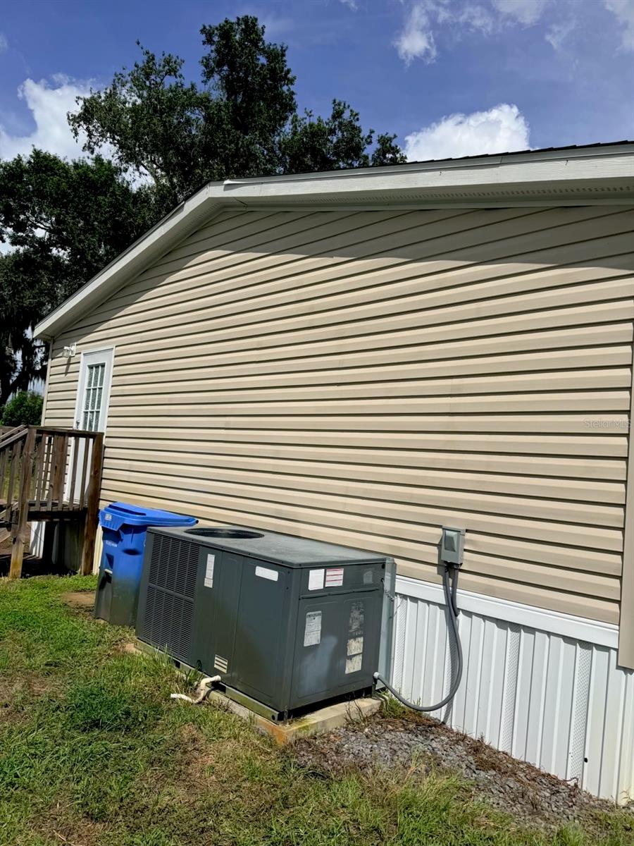 5302 COUGAR TRAIL LN — photo 36