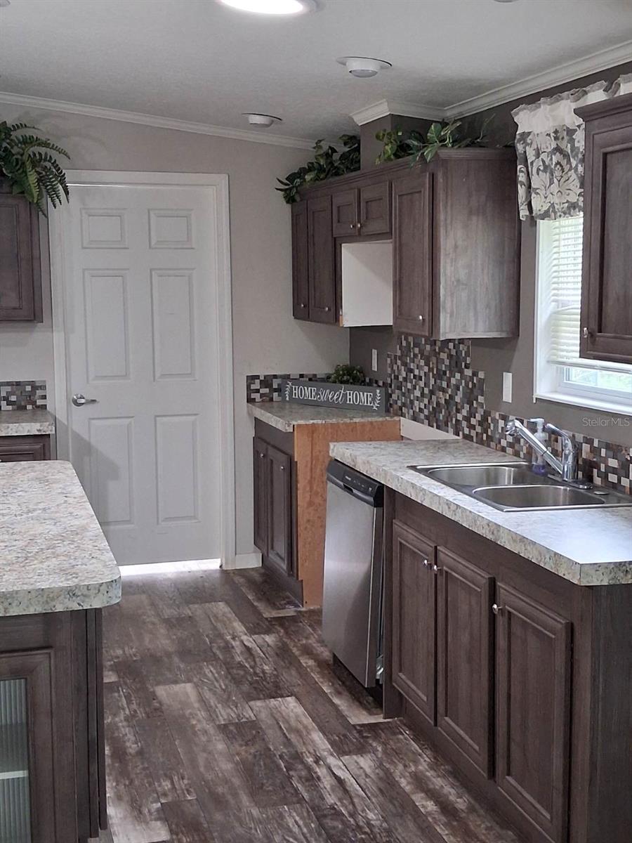 5302 COUGAR TRAIL LN — photo 14