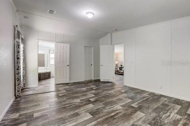 5302 COUGAR TRAIL LN — photo 20