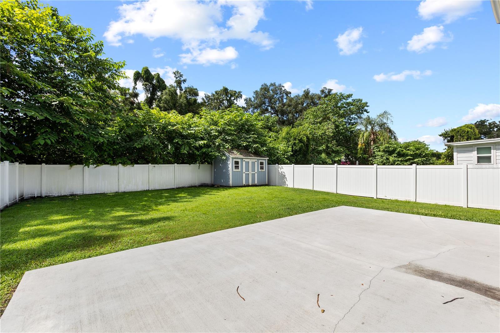 925 E SLIGH AVE — photo 33