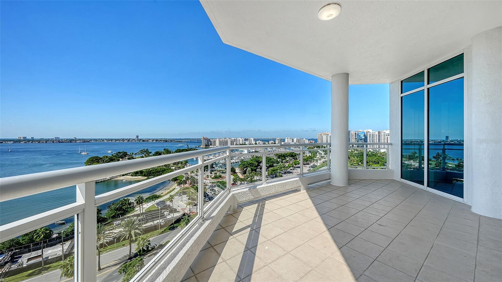 340 S PALM AVE #101 — photo 13