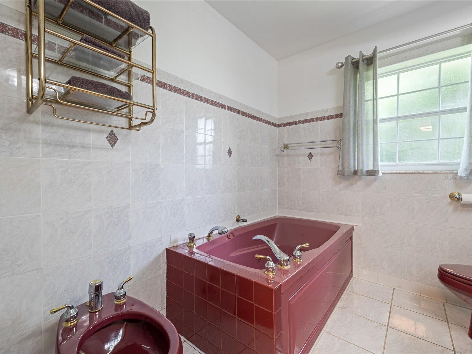 2100 MCKINLEY ST — photo 37