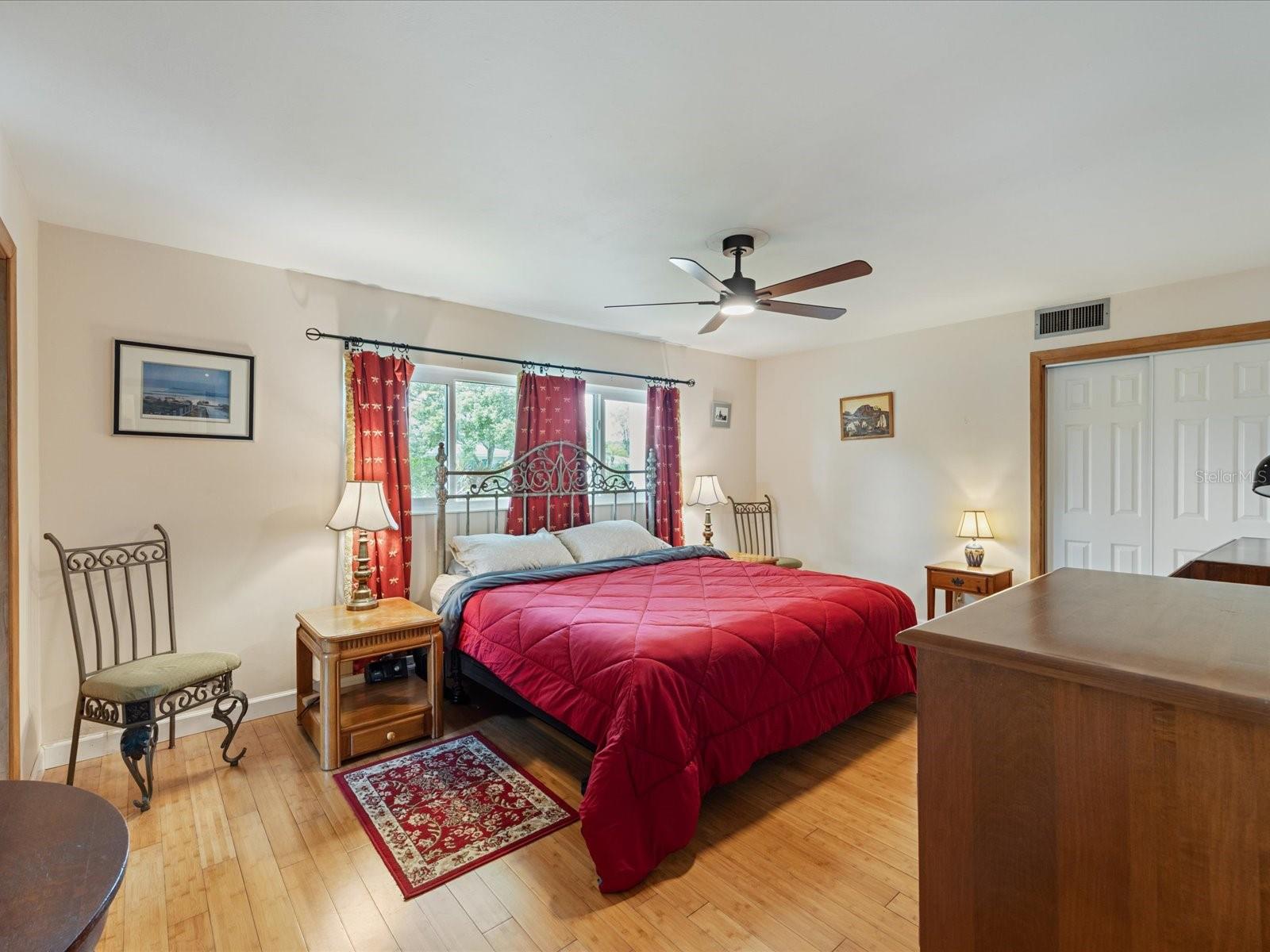 2100 MCKINLEY ST — photo 29