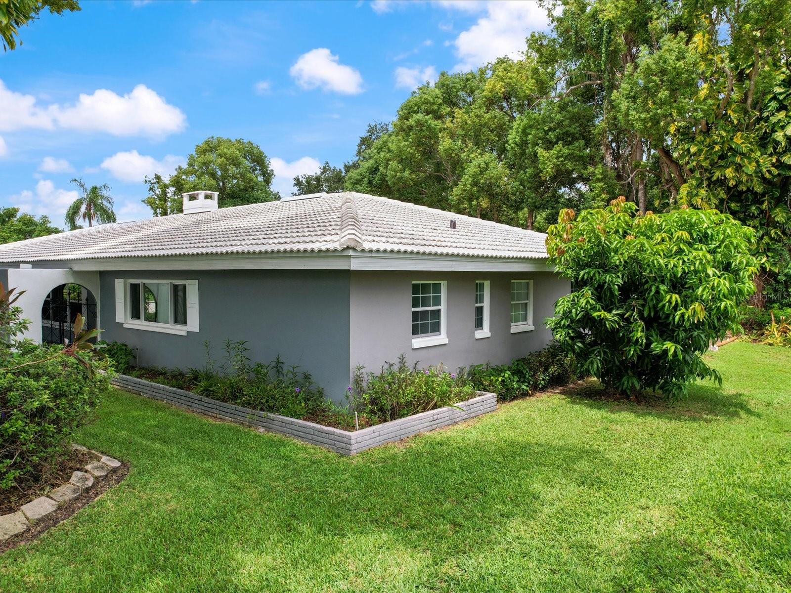 2100 MCKINLEY ST — photo 48