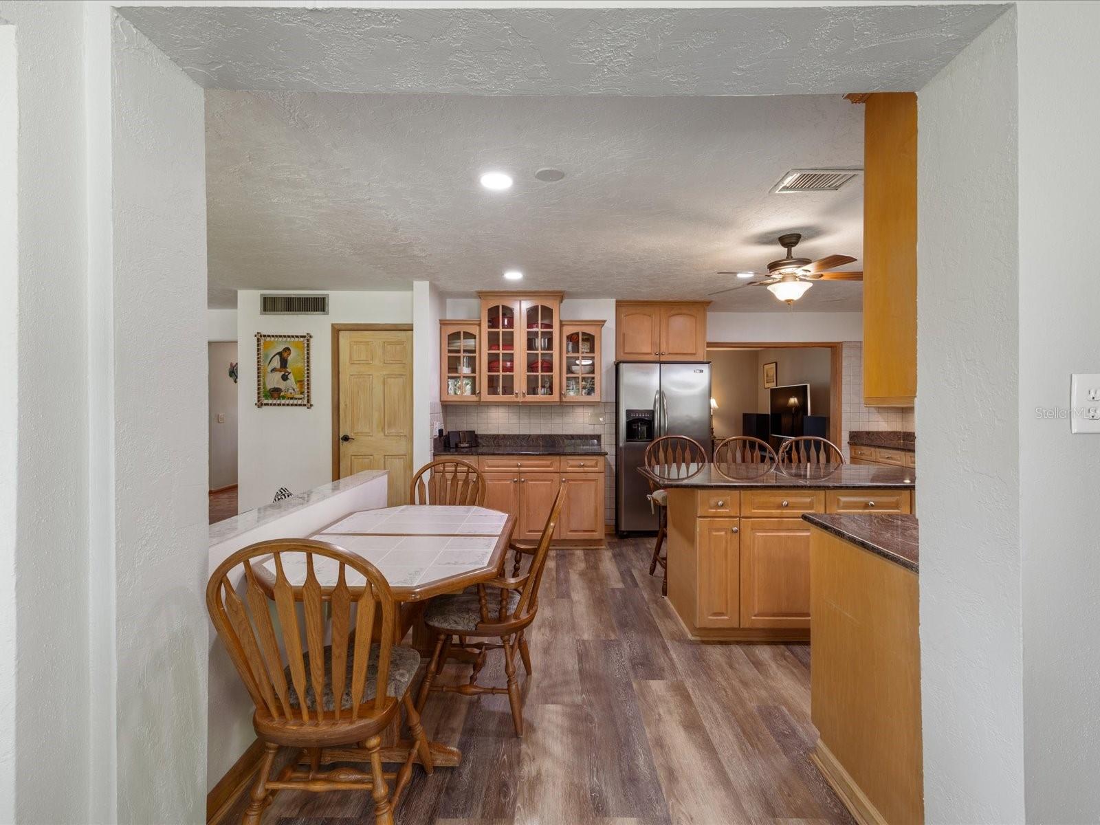 2100 MCKINLEY ST — photo 17