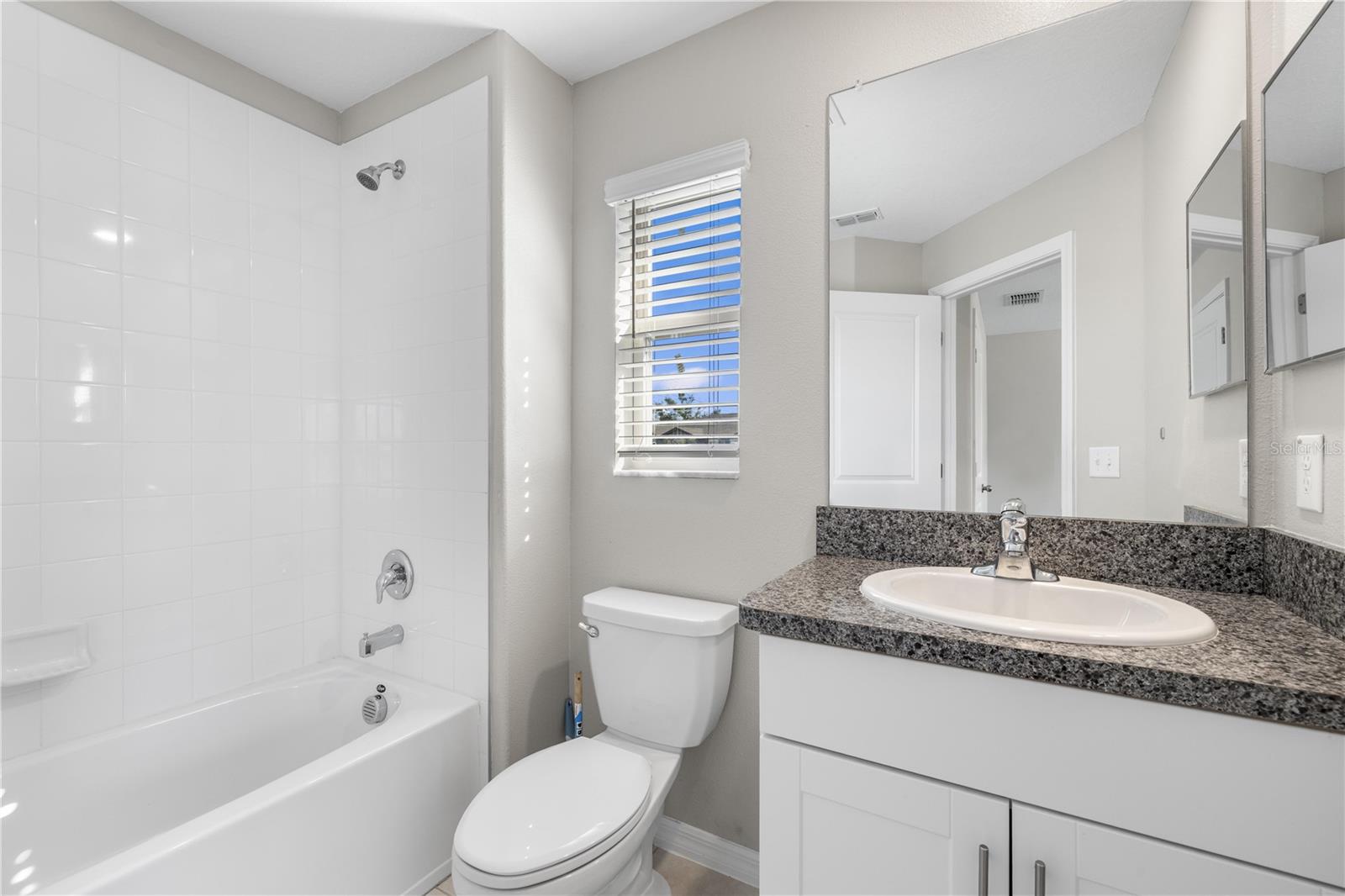 23281 WILLOW GLEN WAY — photo 37