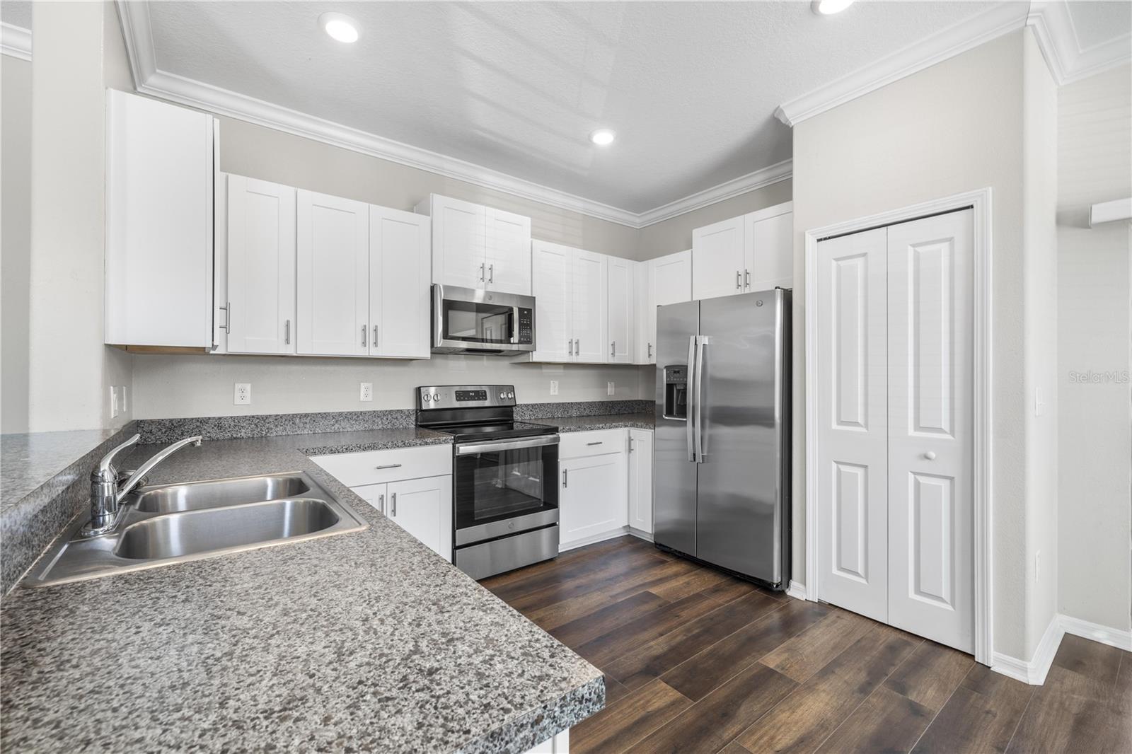 23281 WILLOW GLEN WAY — photo 19