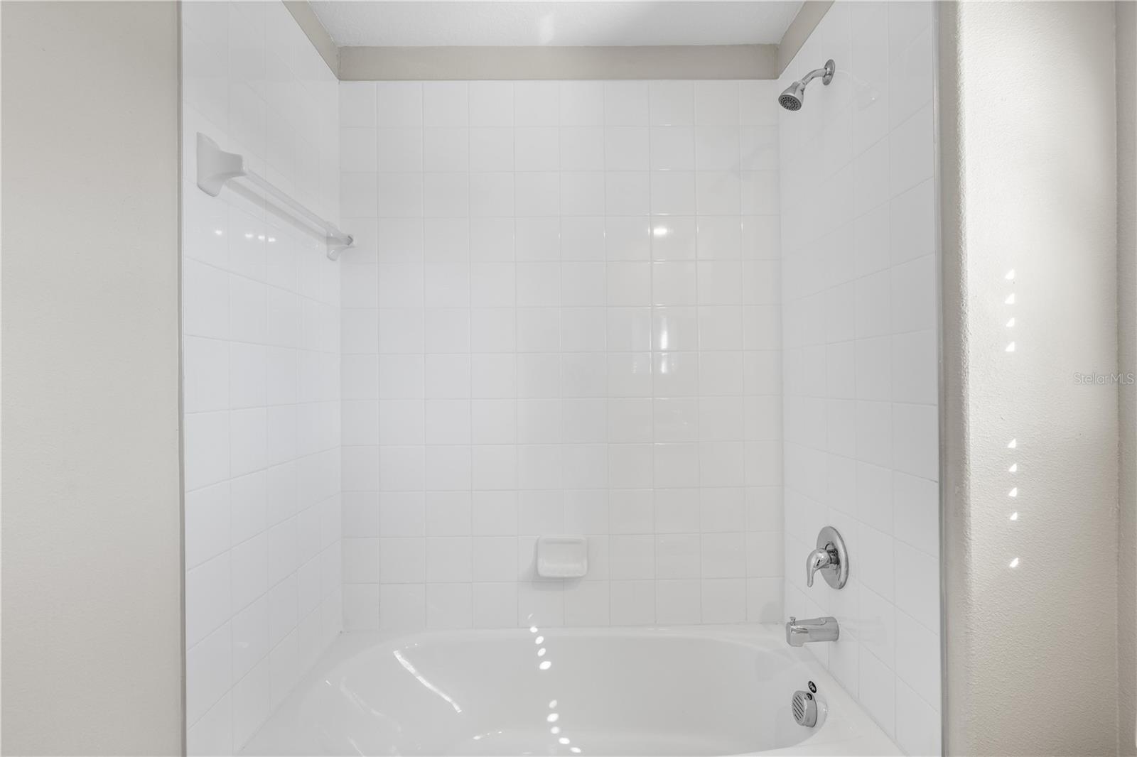 23281 WILLOW GLEN WAY — photo 38