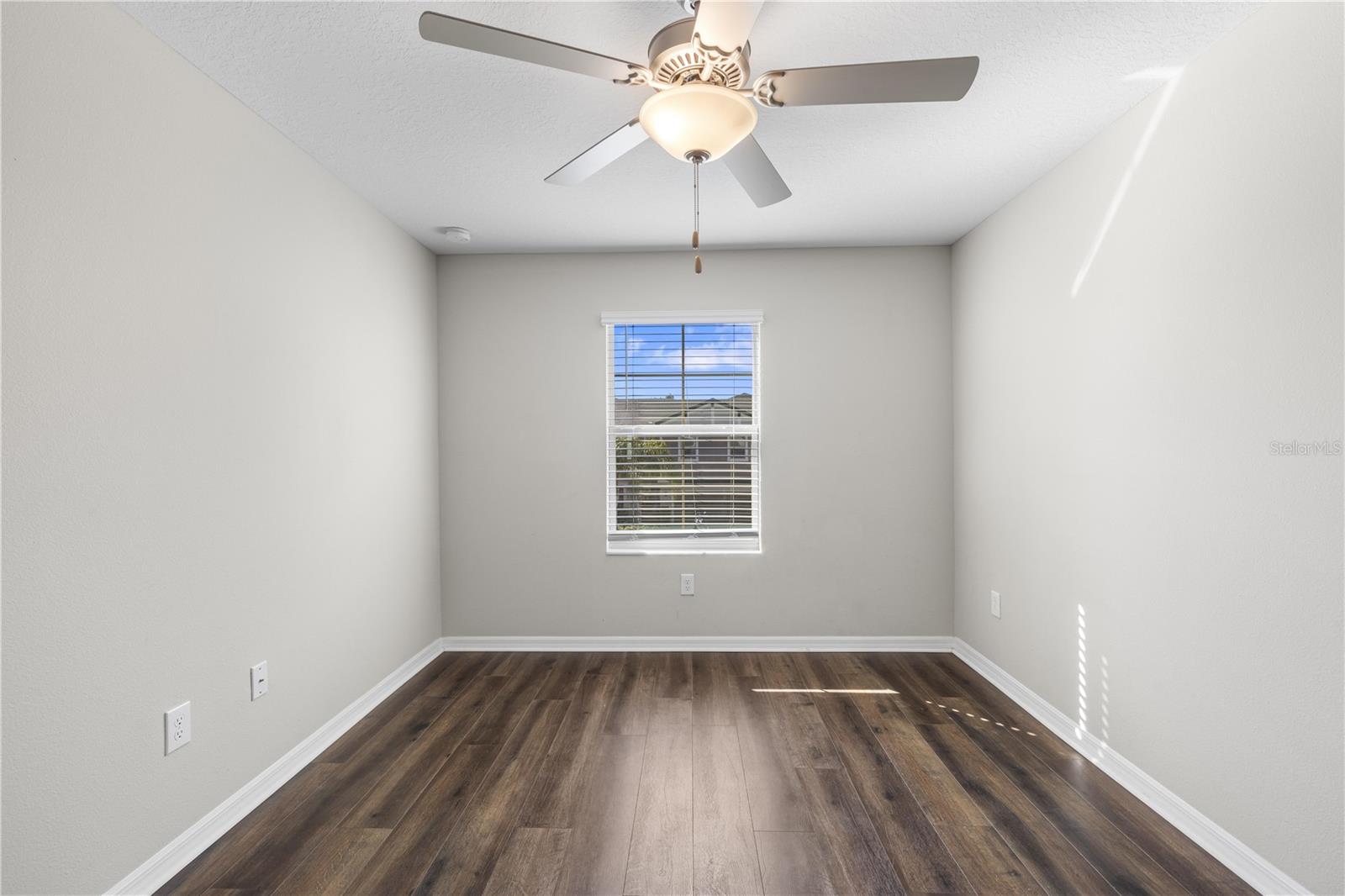 23281 WILLOW GLEN WAY — photo 34