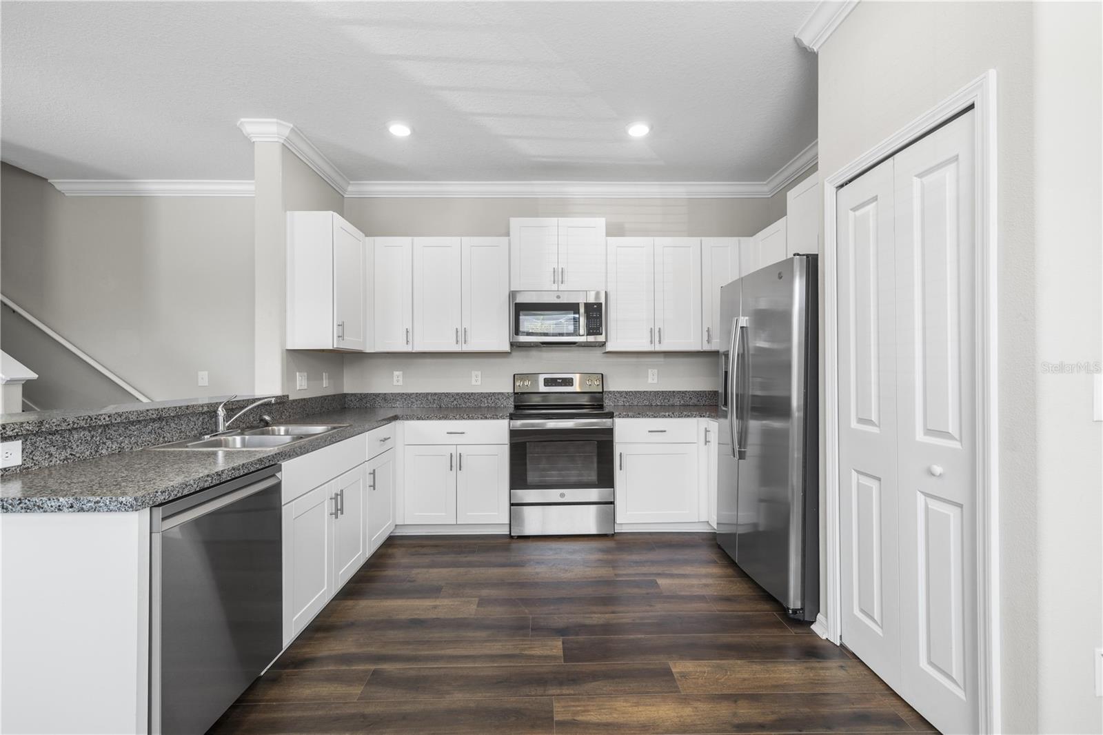 23281 WILLOW GLEN WAY — photo 16