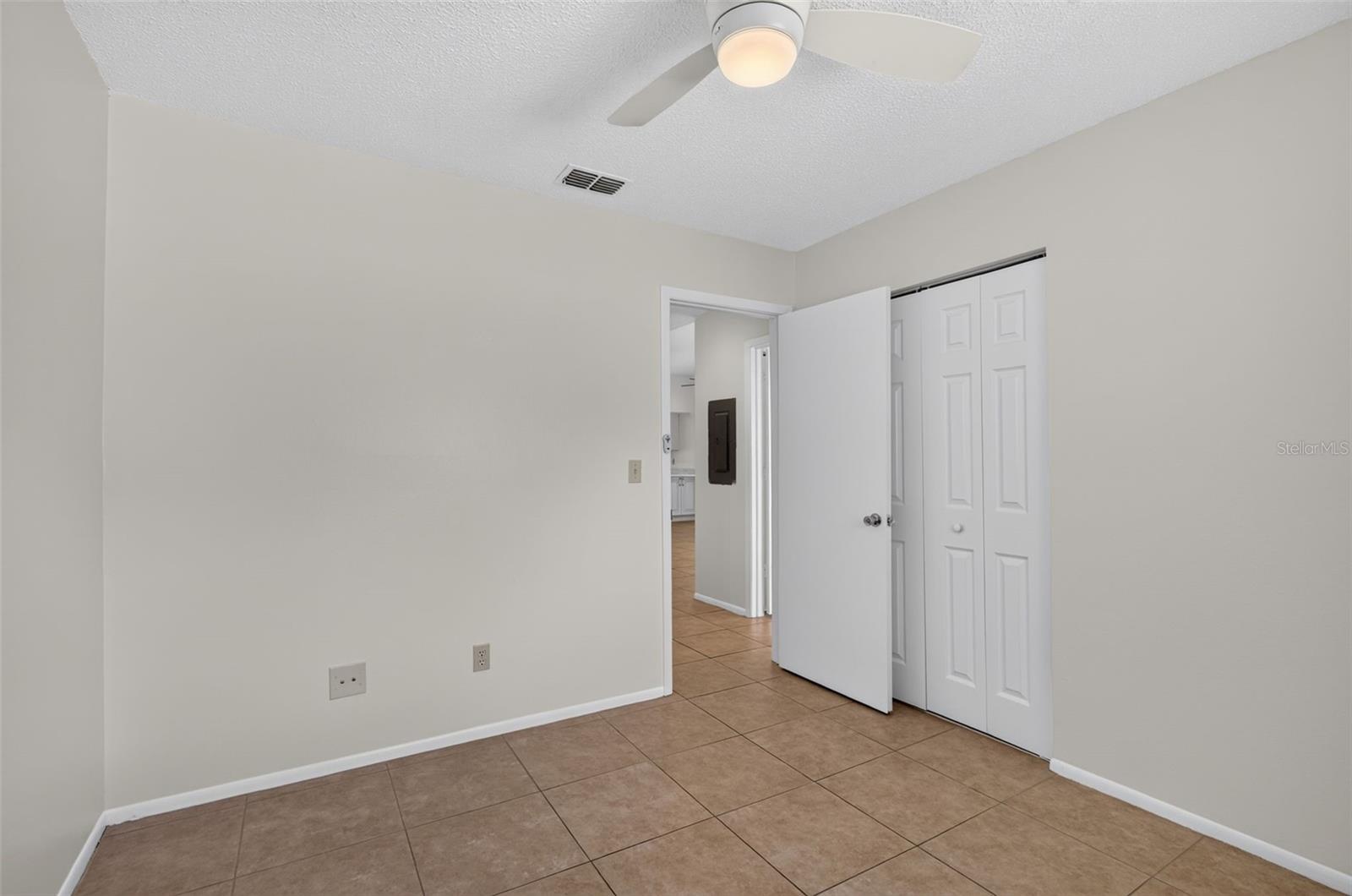 7347 PARKSIDE VILLAS DR — photo 27