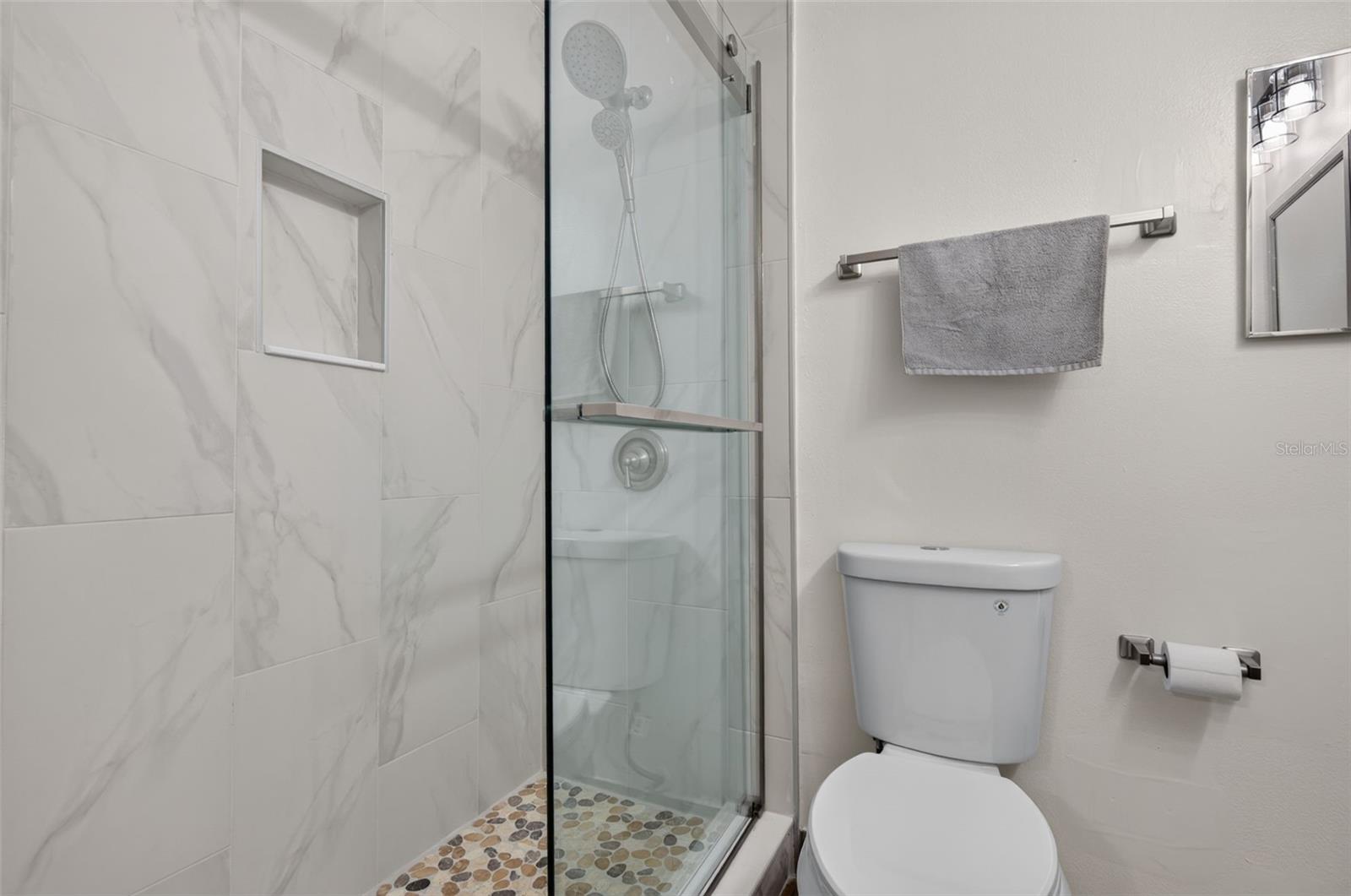 7347 PARKSIDE VILLAS DR — photo 21