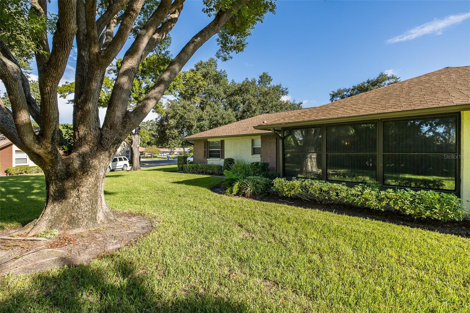 1428 SUMMER ISLE CT — photo 40