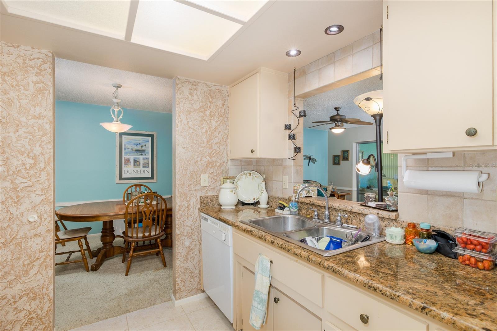 1428 SUMMER ISLE CT — photo 24