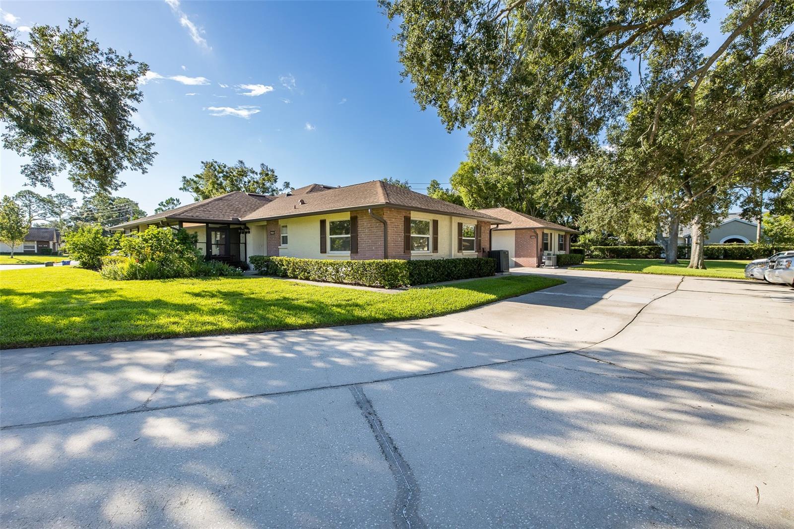 1428 SUMMER ISLE CT — photo 34