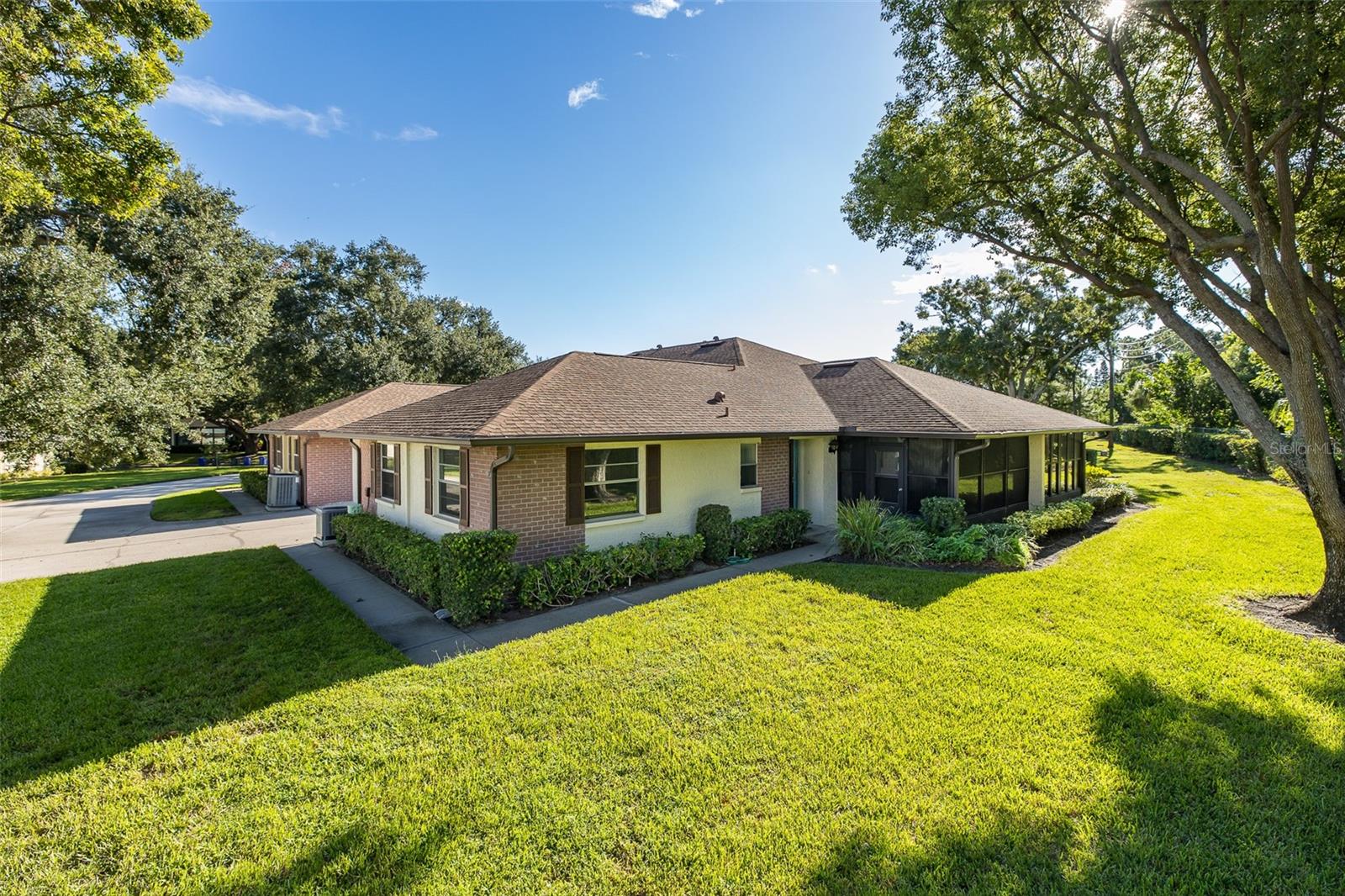 1428 SUMMER ISLE CT — photo 37