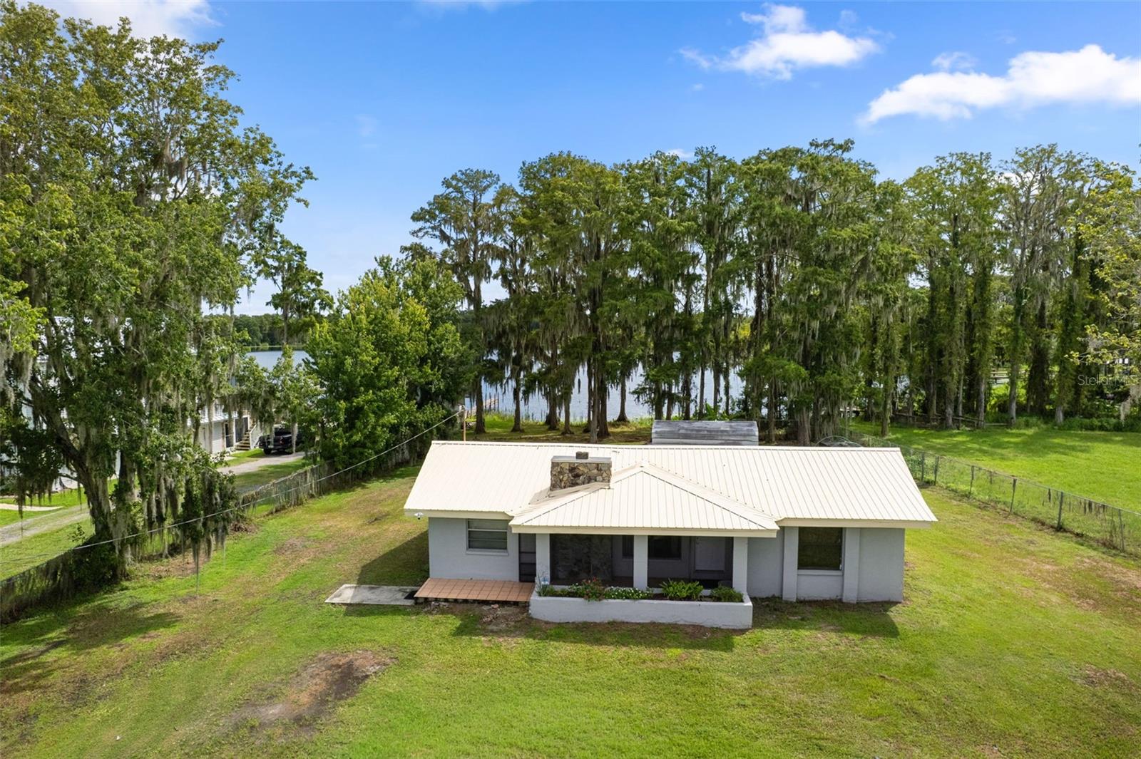 10818 LAND O LAKES BLVD — photo 2