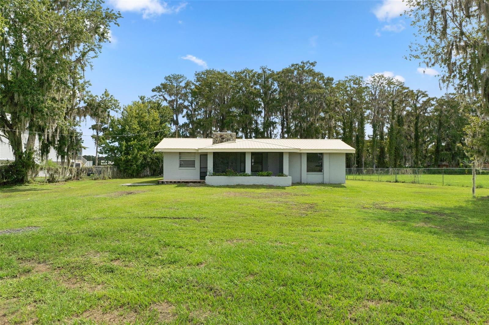 10818 LAND O LAKES BLVD — photo 3