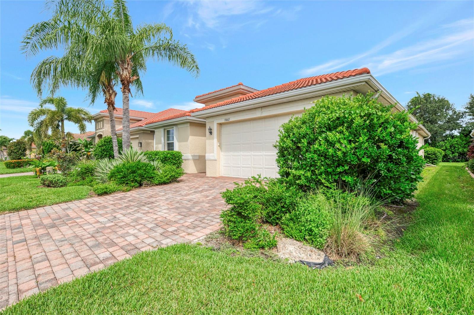 11662 PARROTFISH ST — photo 4
