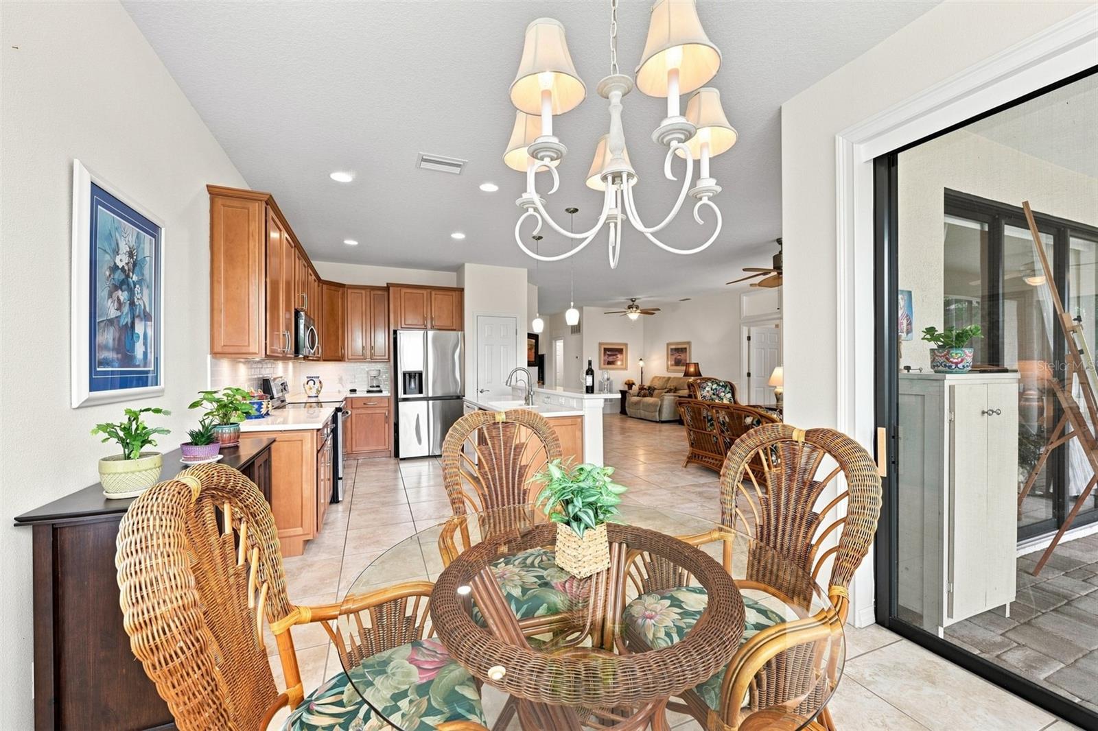 216 SILVER FALLS DR — photo 18