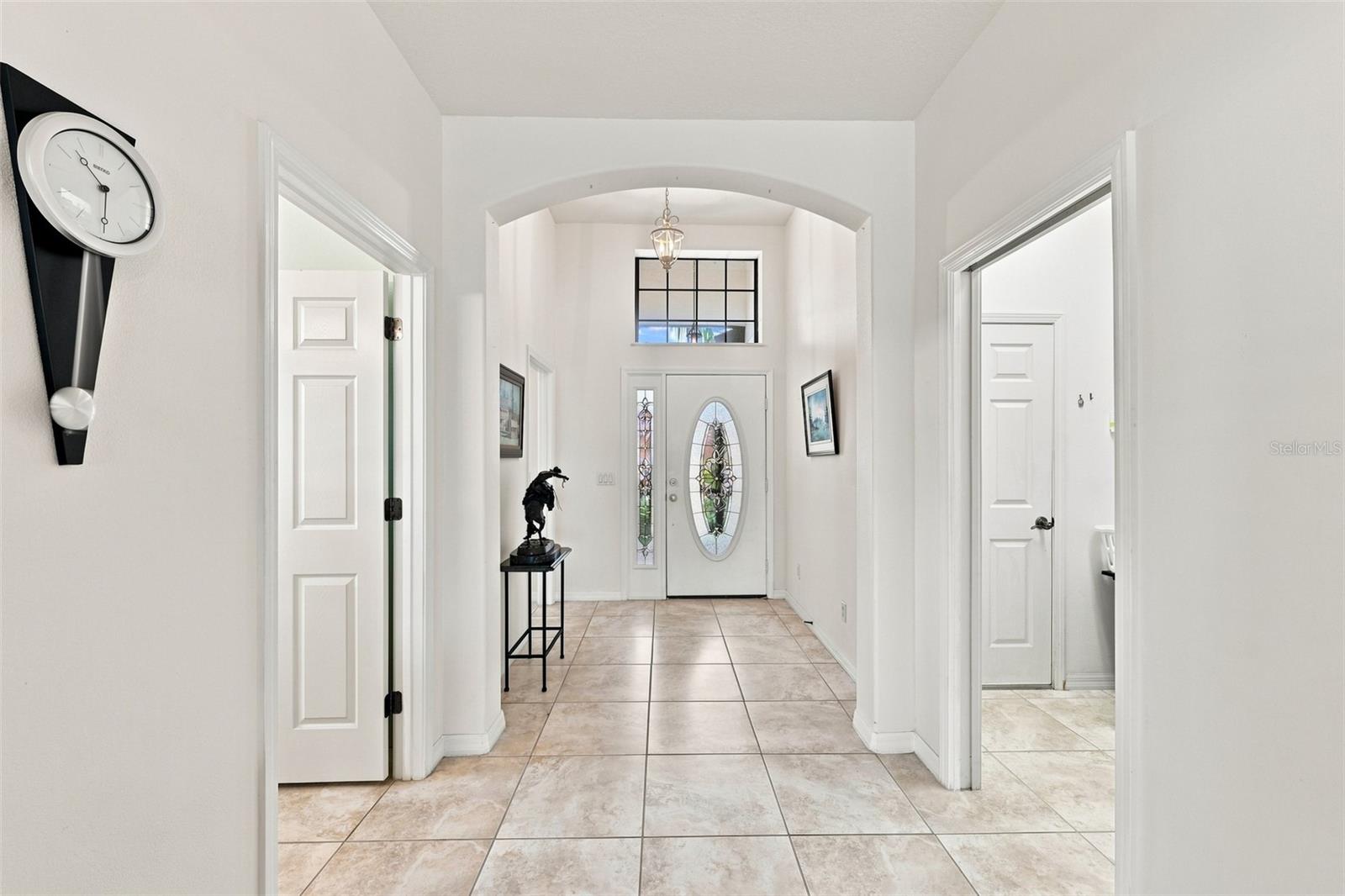 216 SILVER FALLS DR — photo 42
