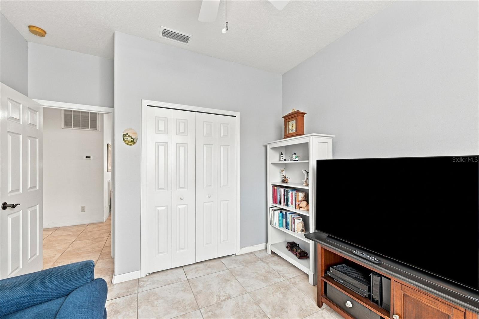 216 SILVER FALLS DR — photo 50