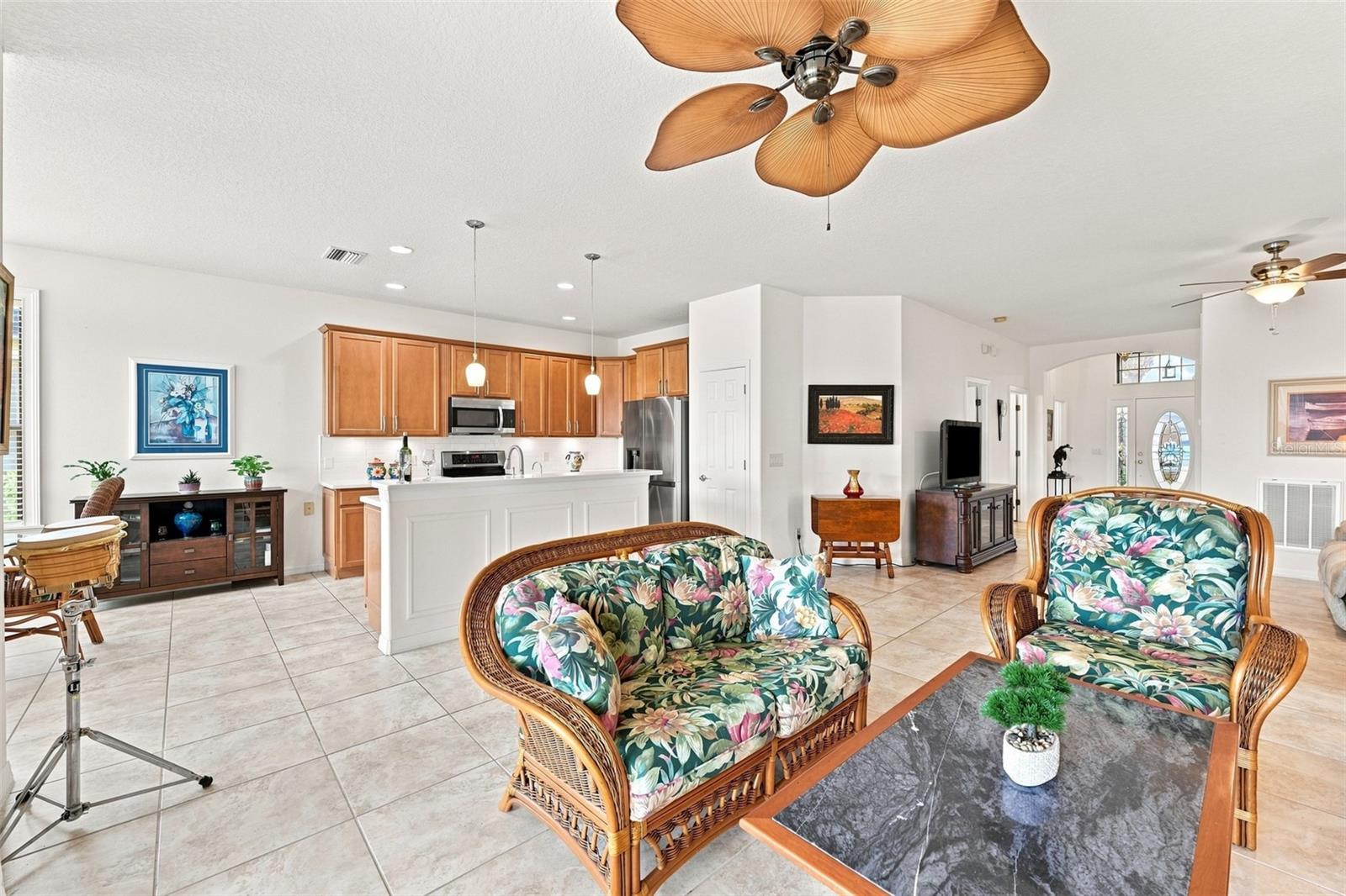 216 SILVER FALLS DR — photo 20