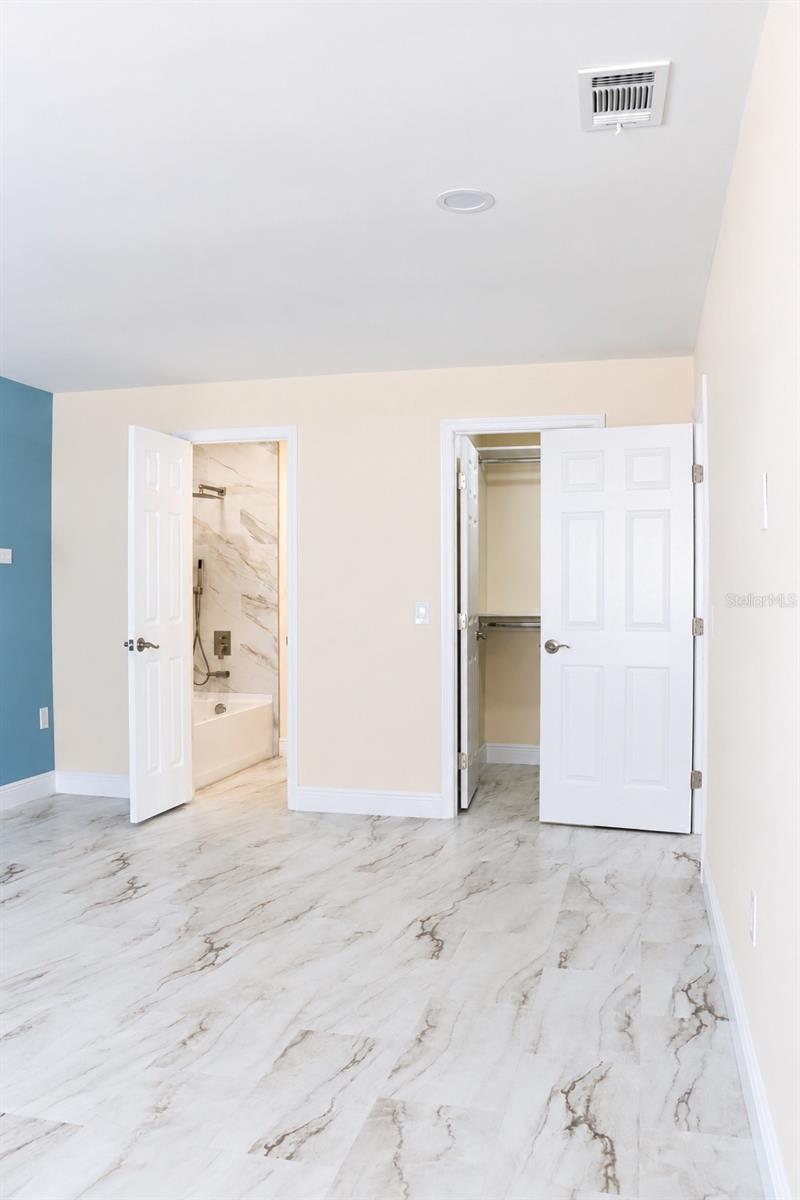 5 GATESHEAD DR #210 — photo 14