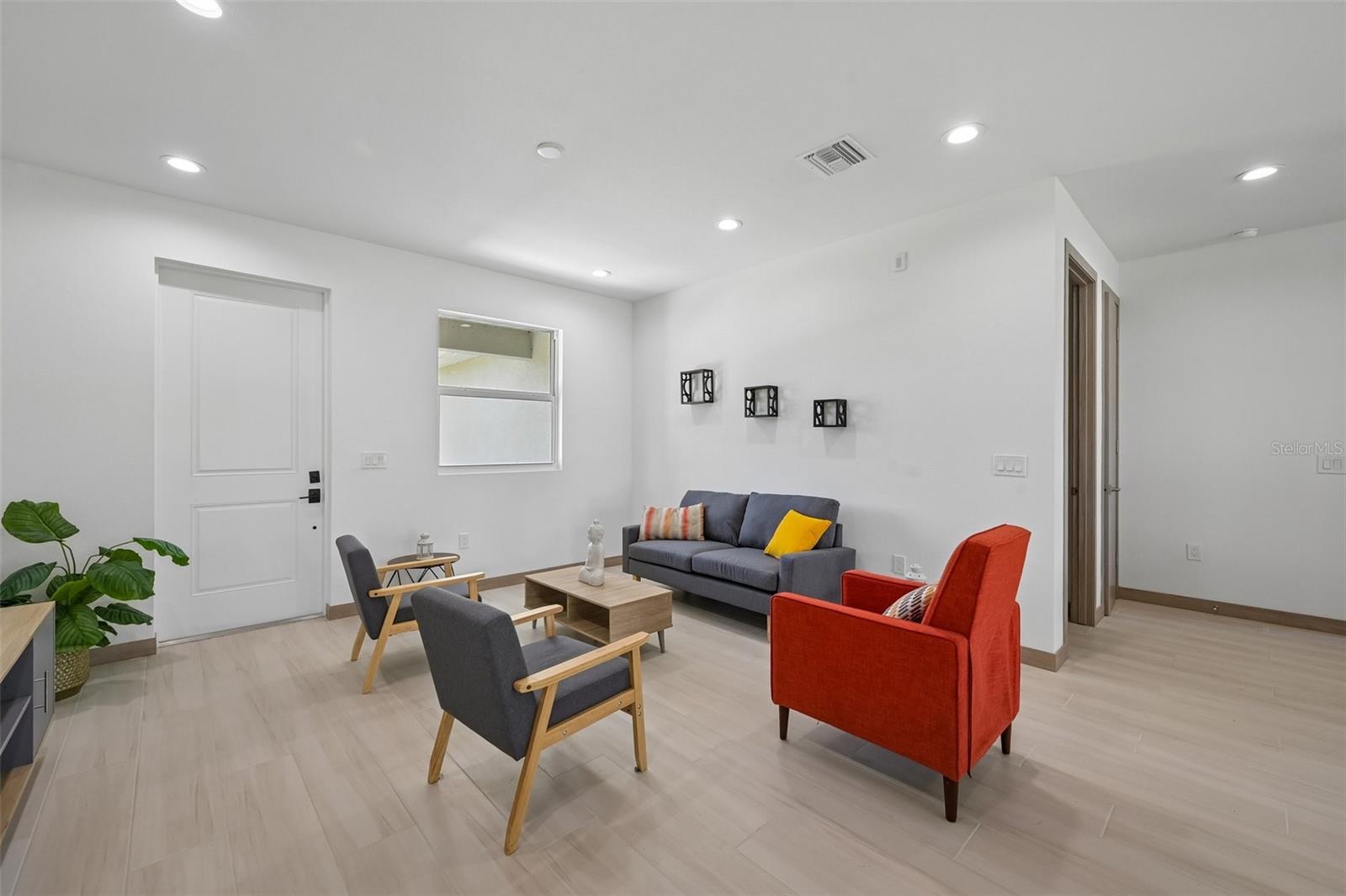 1313 KACERIK ST — photo 3