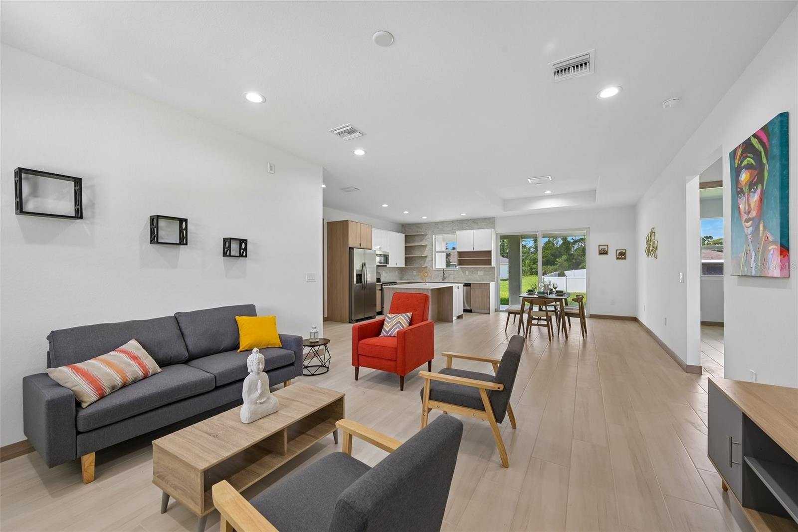 1313 KACERIK ST — photo 4