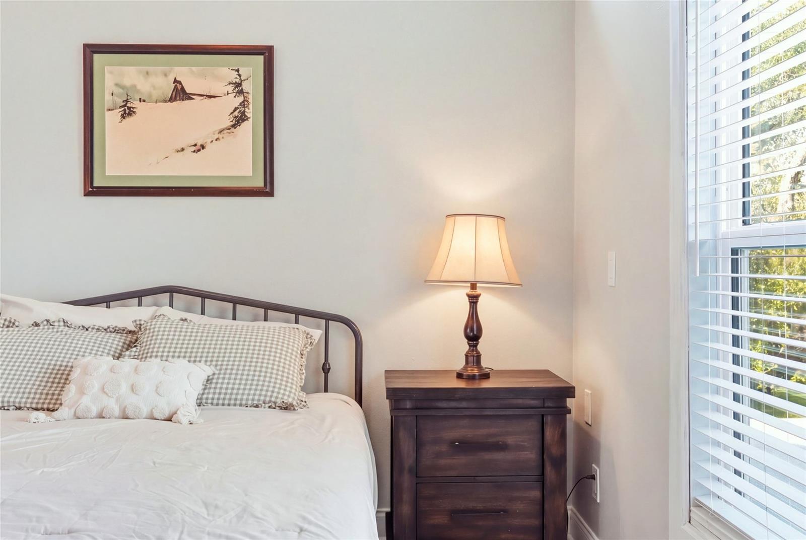 1132 LENA LN — photo 44