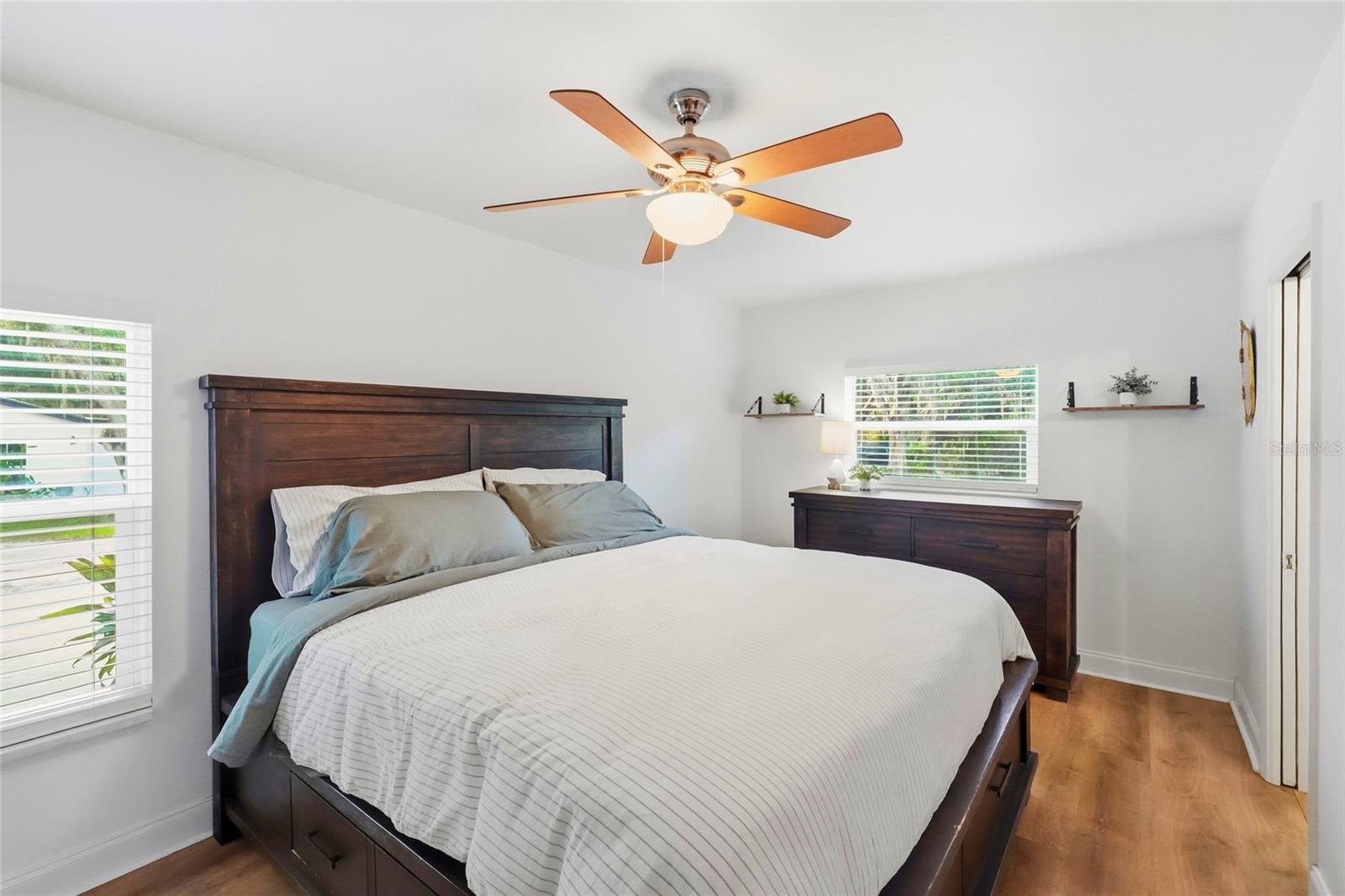 1132 LENA LN — photo 34