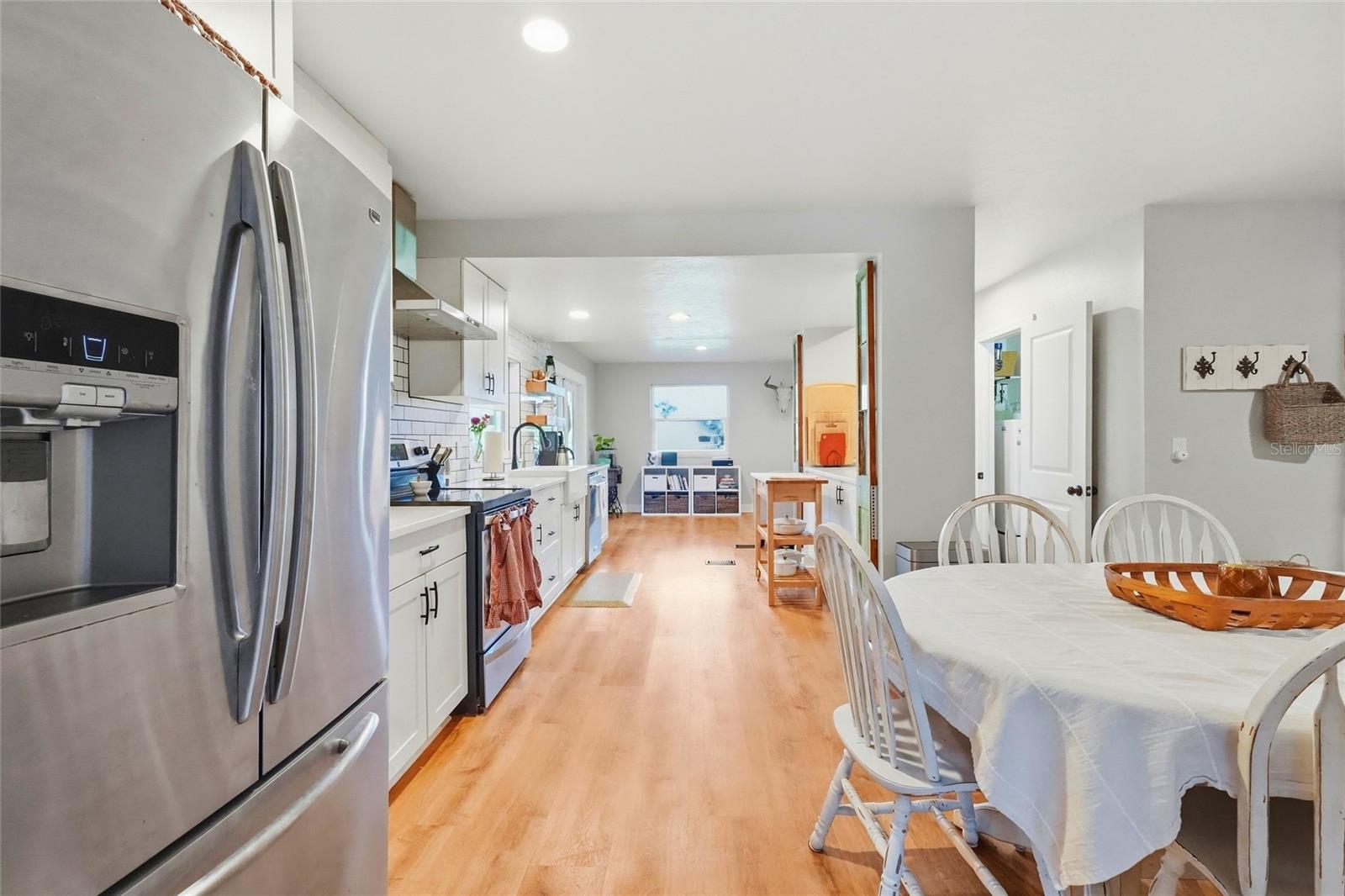 1132 LENA LN — photo 24