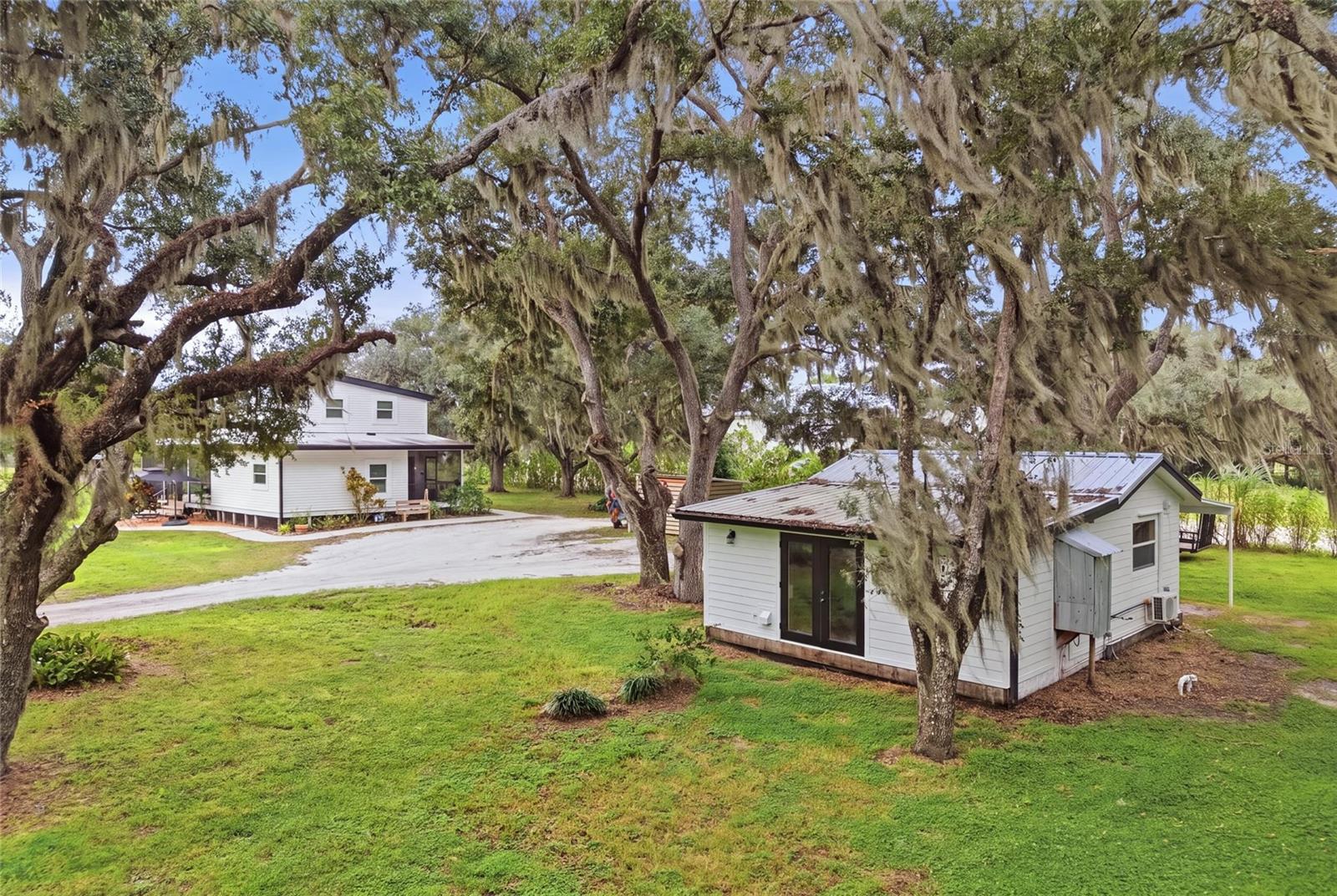 1132 LENA LN — photo 89