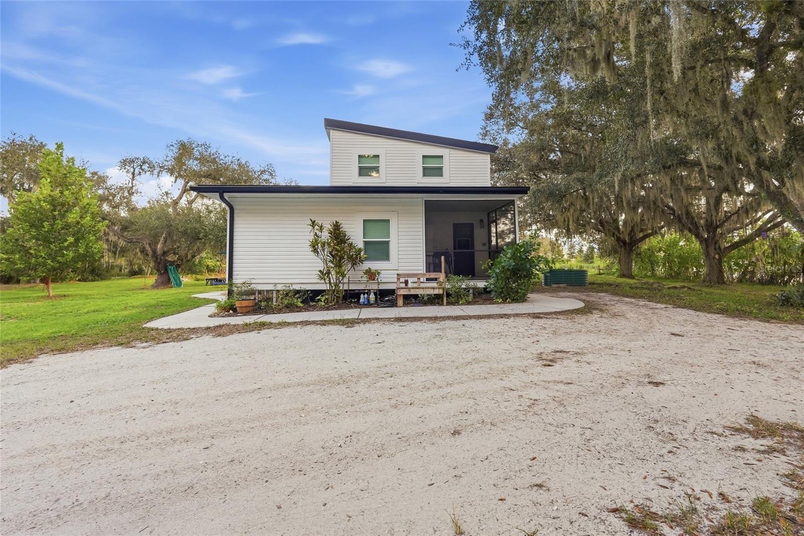1132 LENA LN — photo 4